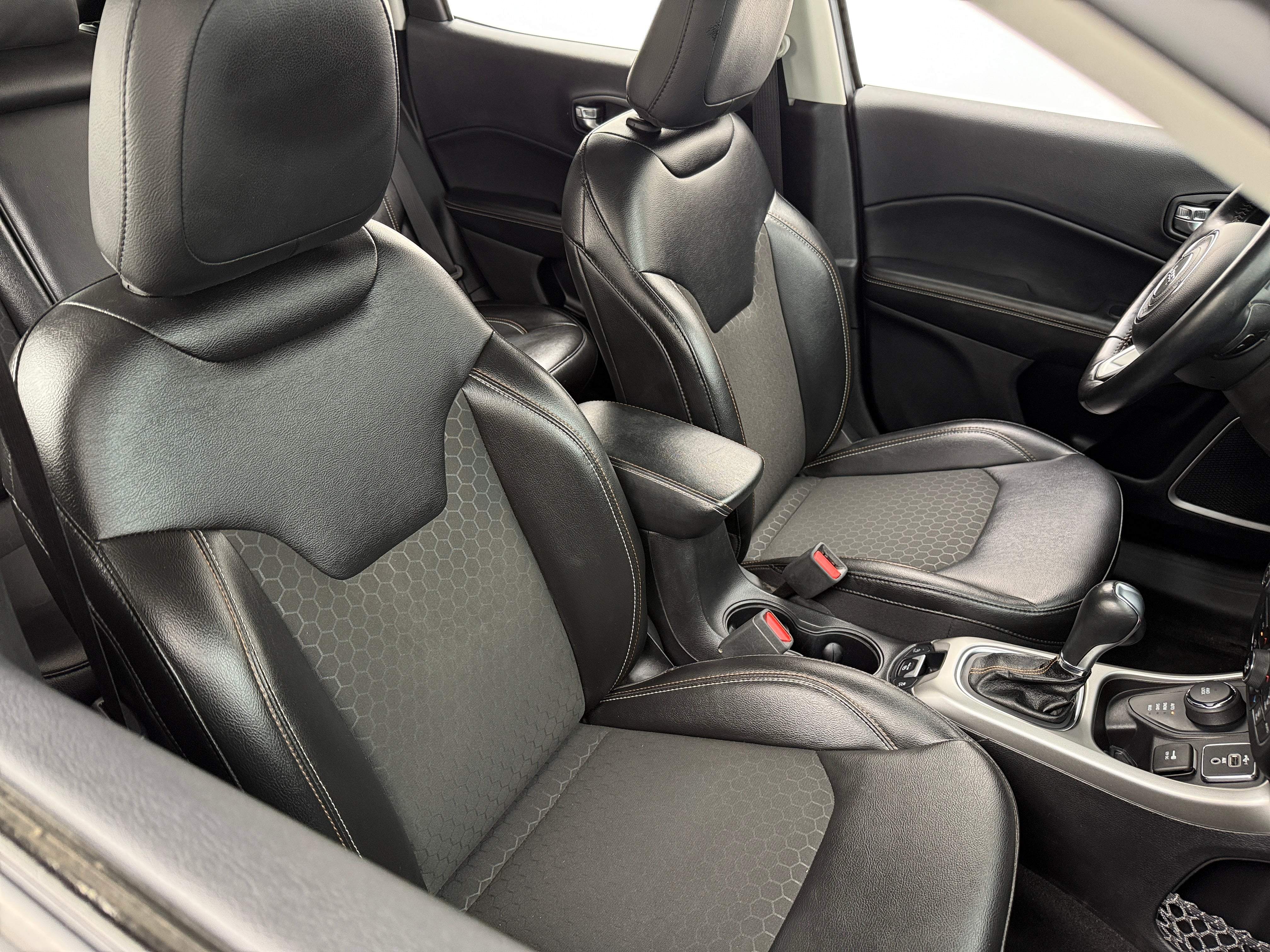 Thumbnail: 2020 Jeep Compass - 2