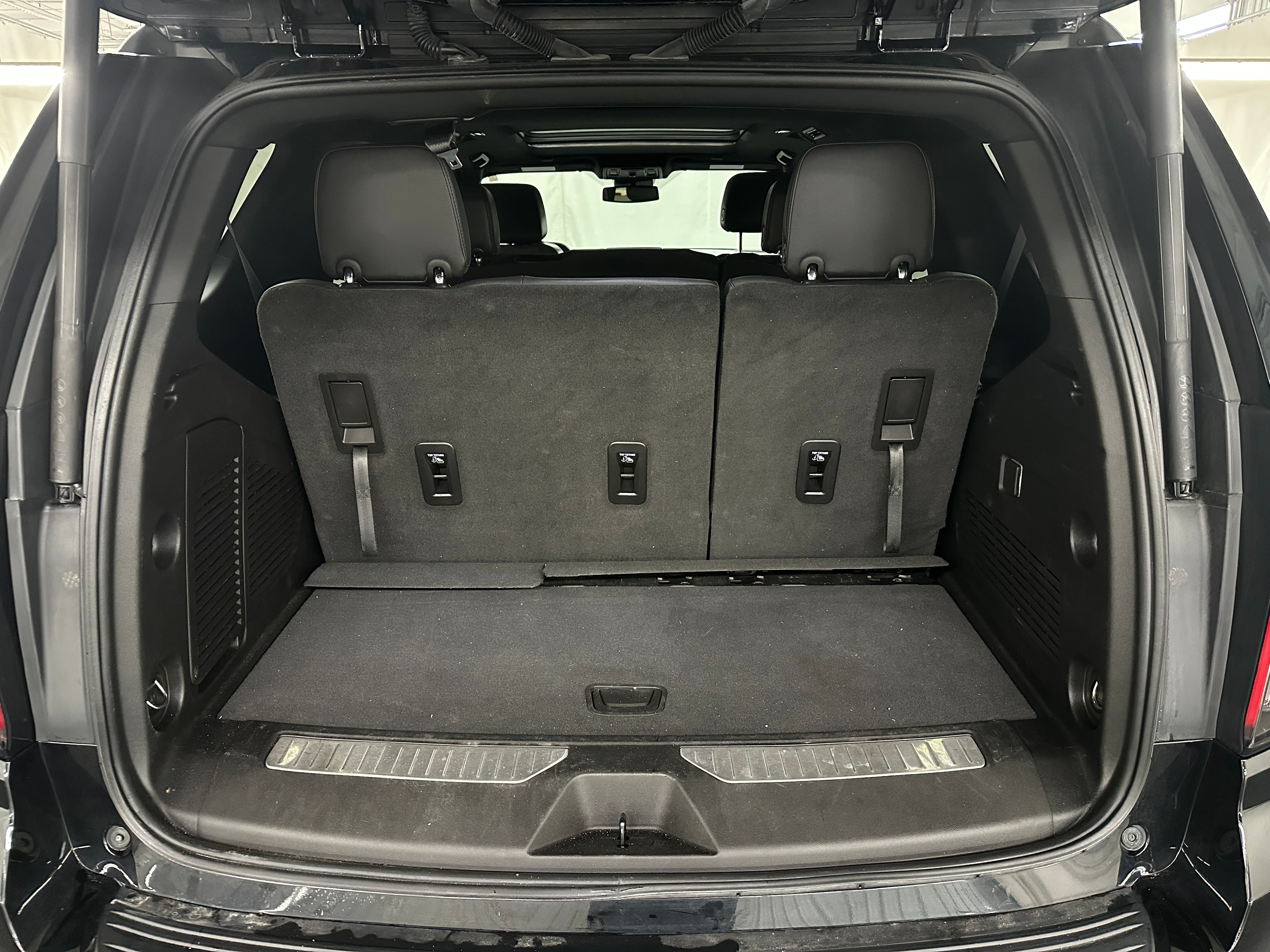 2023 Chevrolet Tahoe RST 6