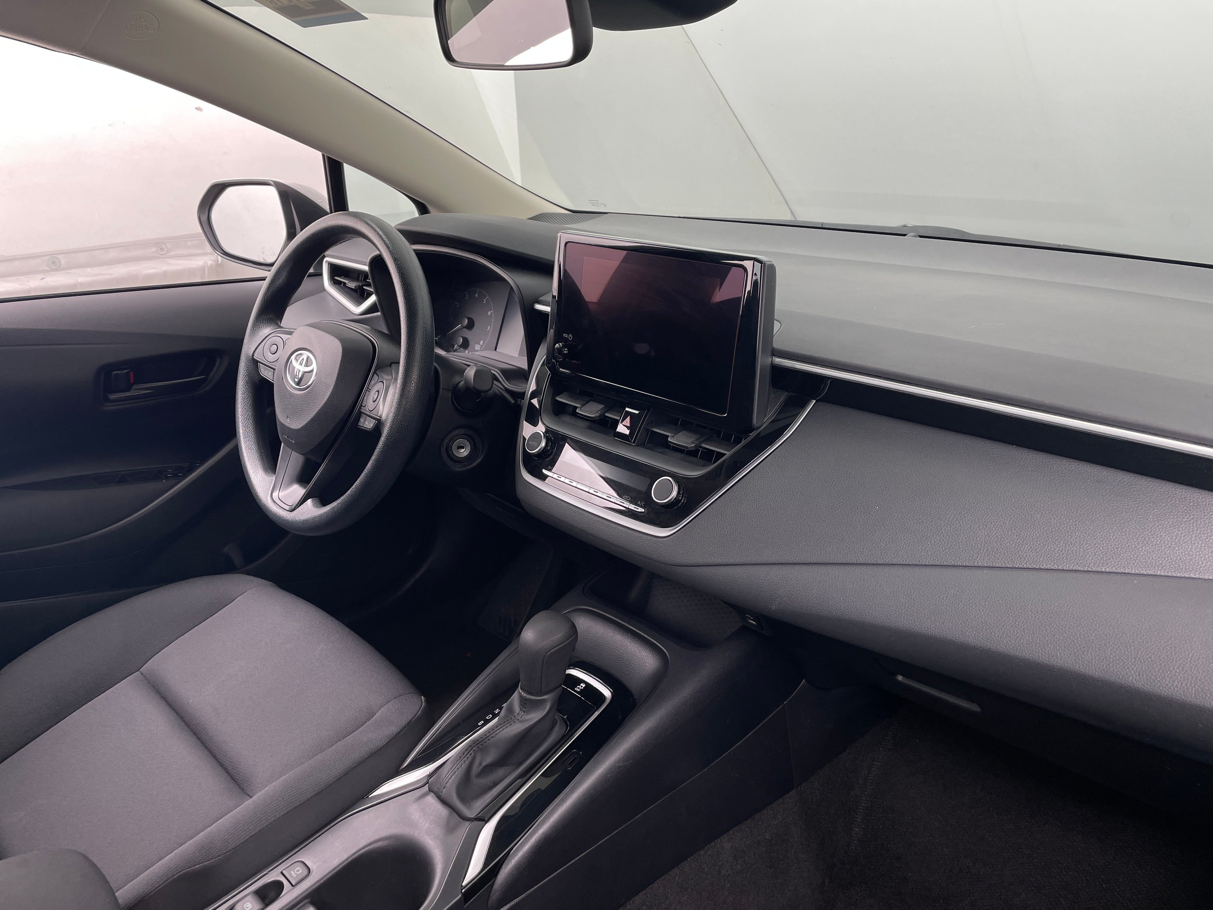 2024 Toyota Corolla LE 3