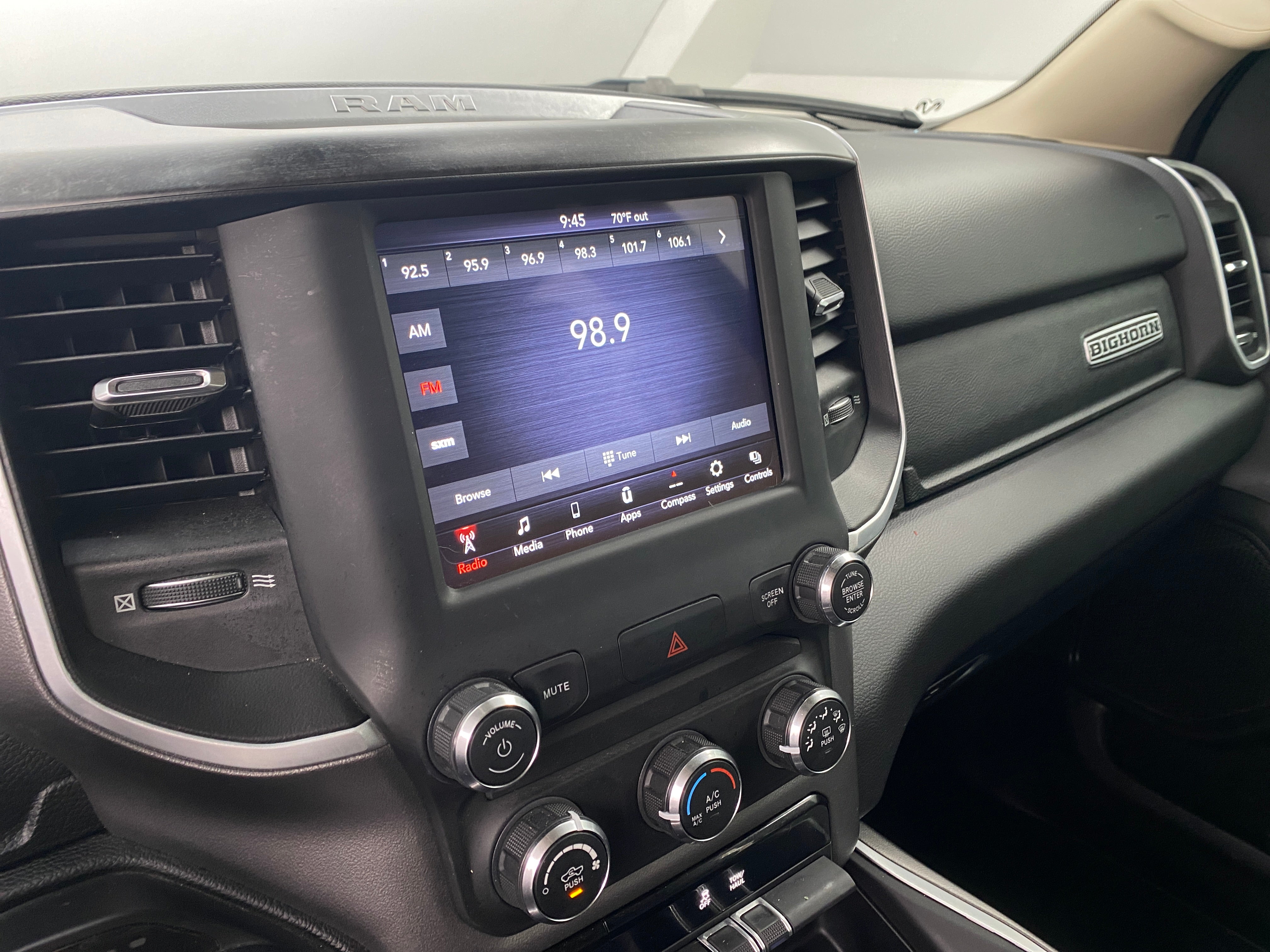 2020 RAM 1500 Big Horn 4