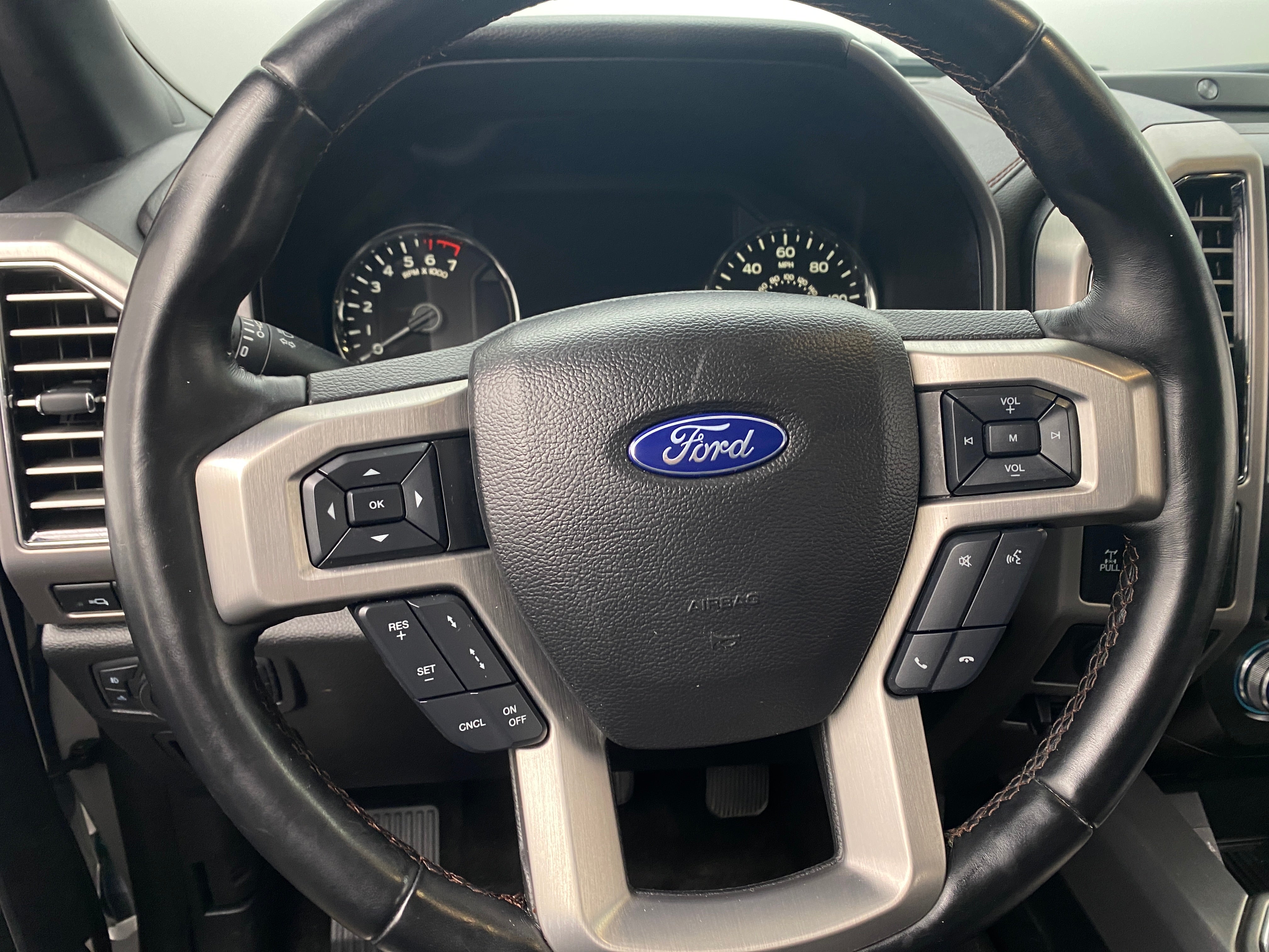 2018 Ford Econoline E-150 4