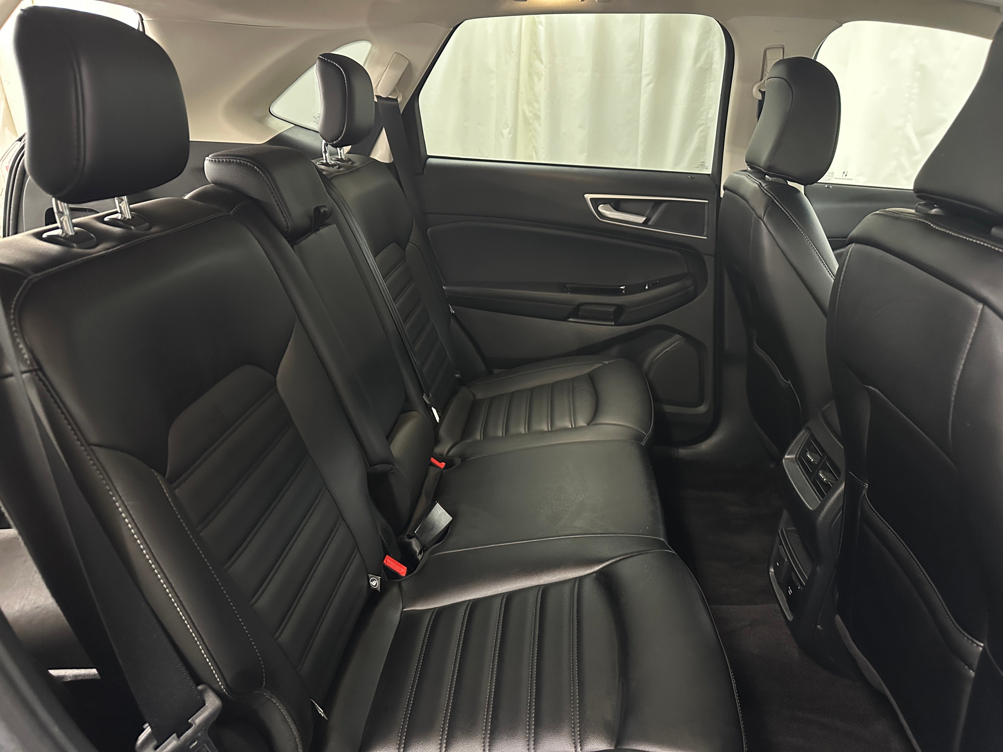 2020 Ford Edge SEL 5
