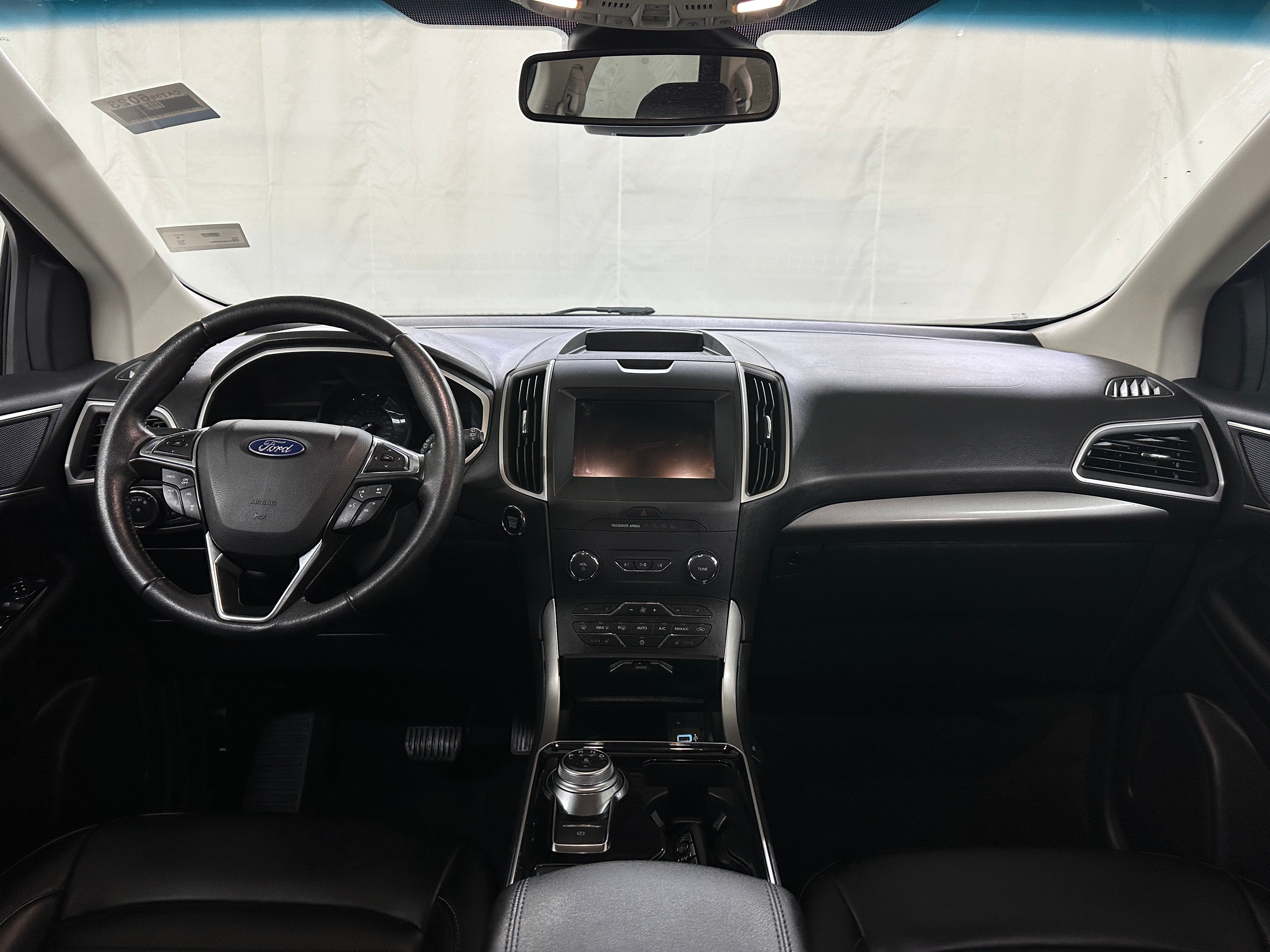 2020 Ford Edge SEL 2