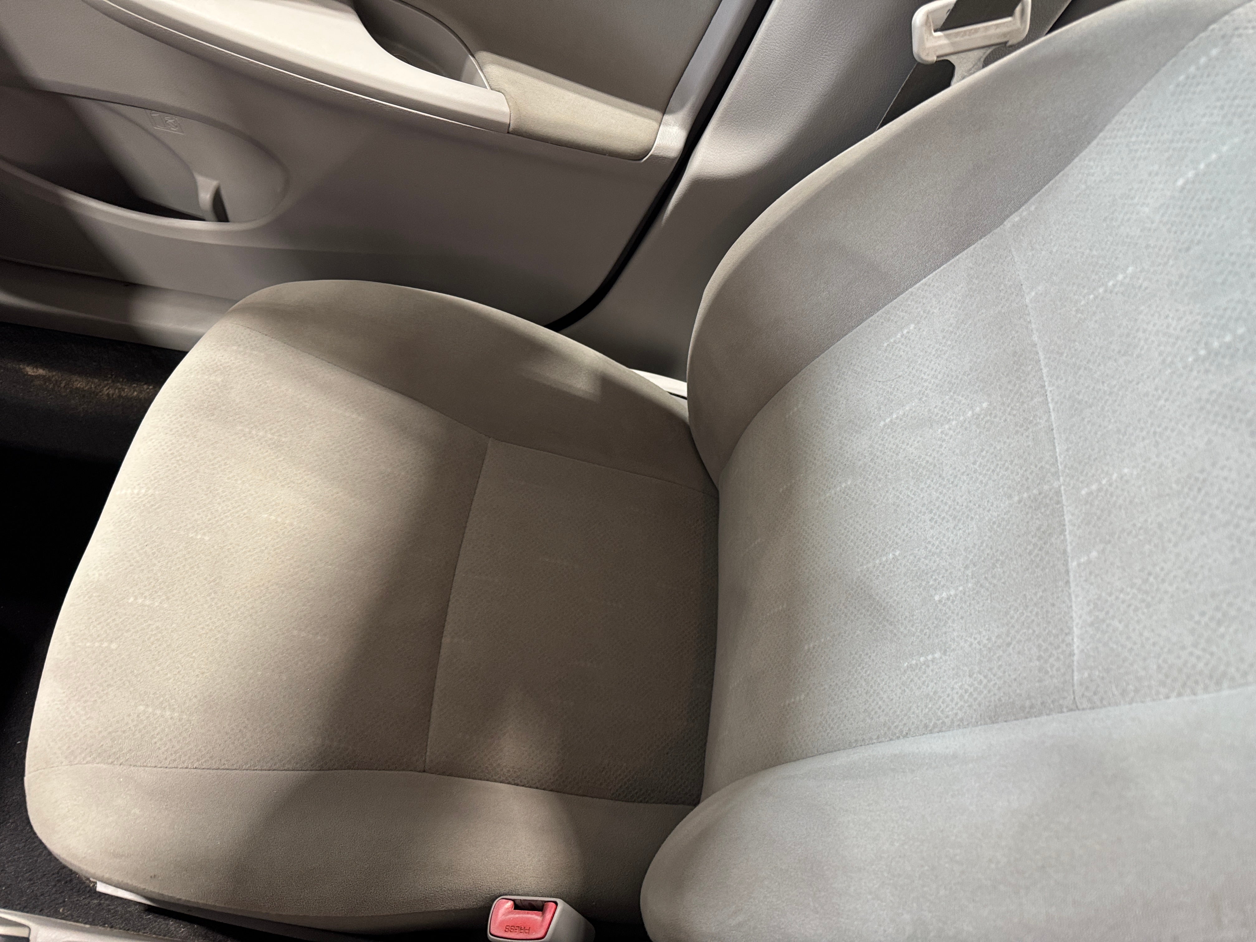 2013 Toyota Corolla L 2