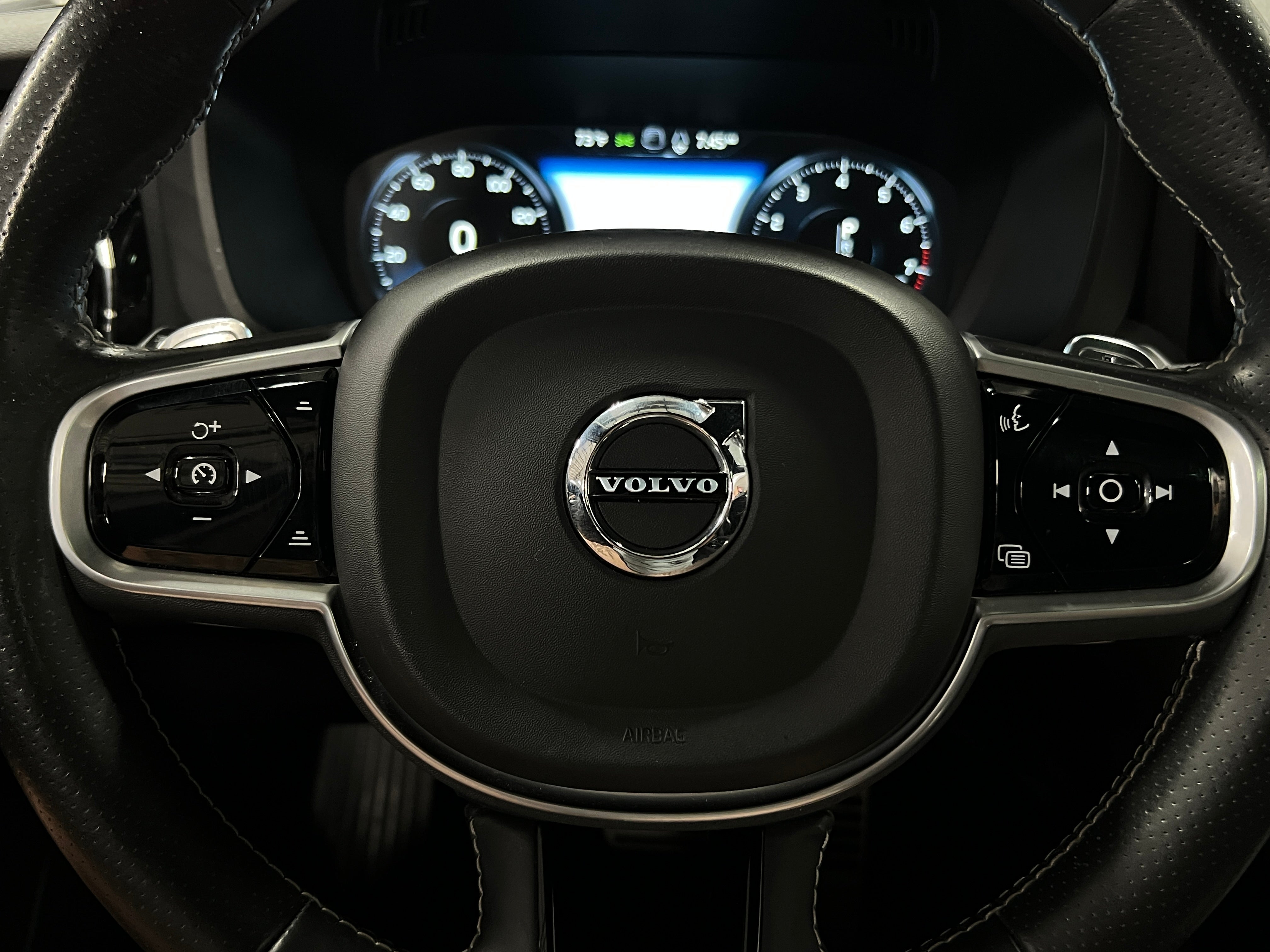 2018 Volvo XC60 T6 R-Design 4
