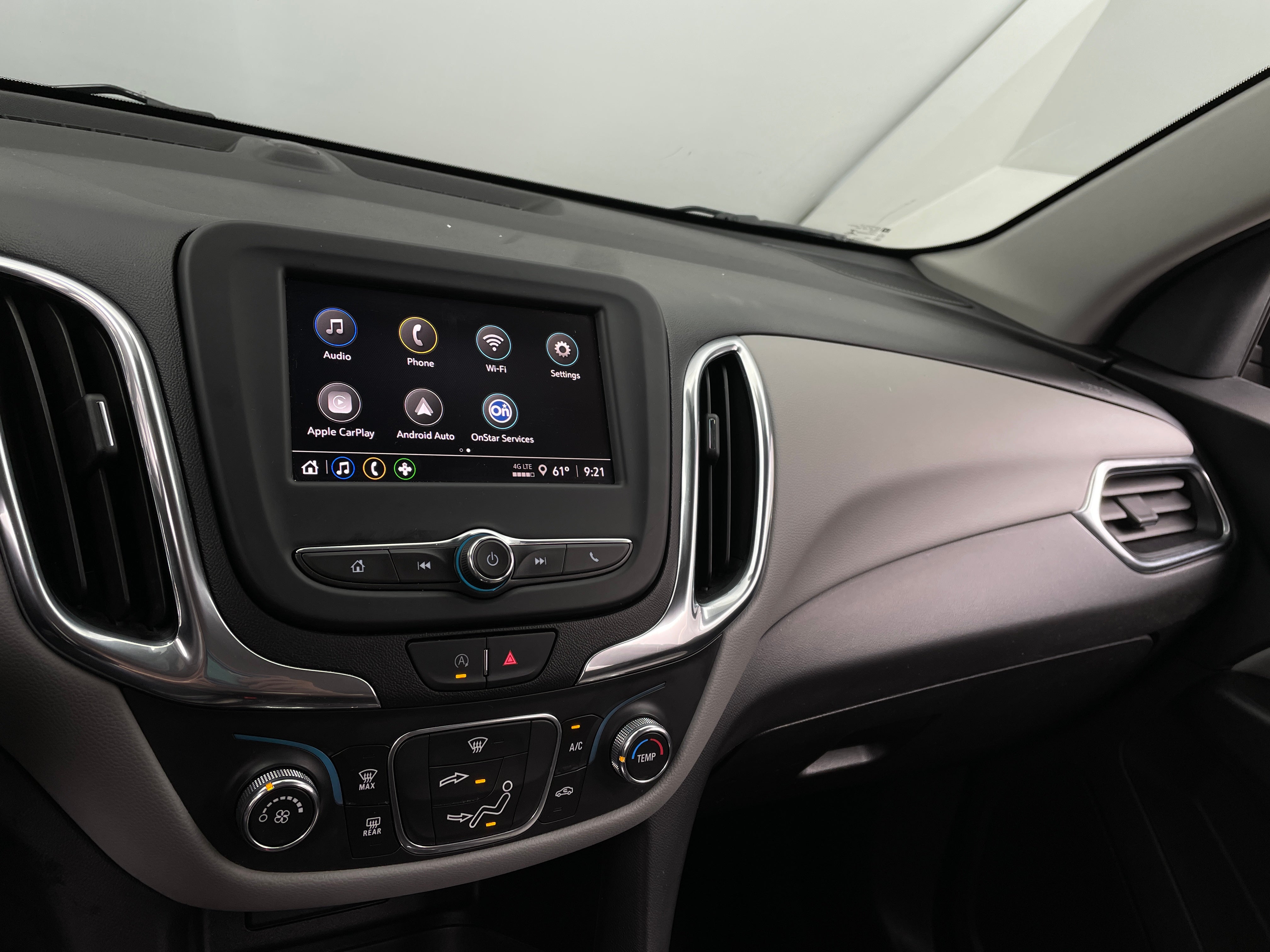 2022 Chevrolet Equinox LS 4