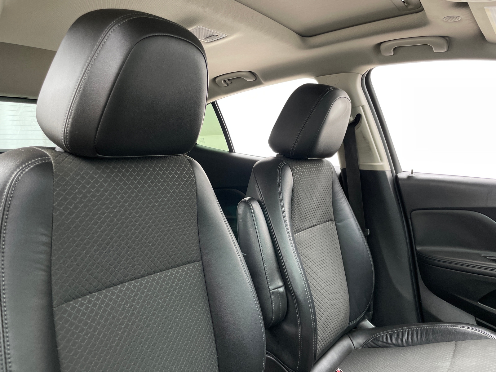 Thumbnail: 2017 Buick Encore - 2
