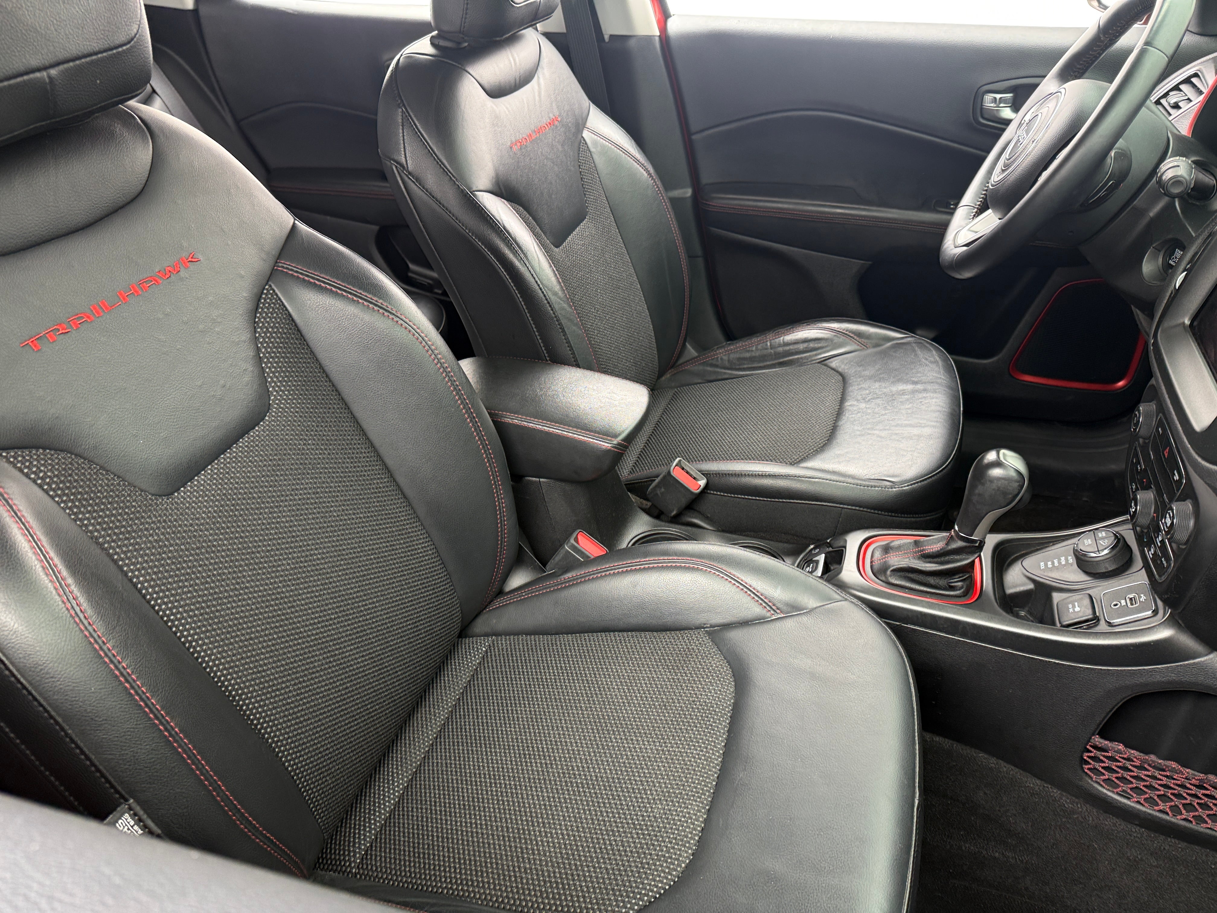 2017 Jeep Compass Trailhawk 2
