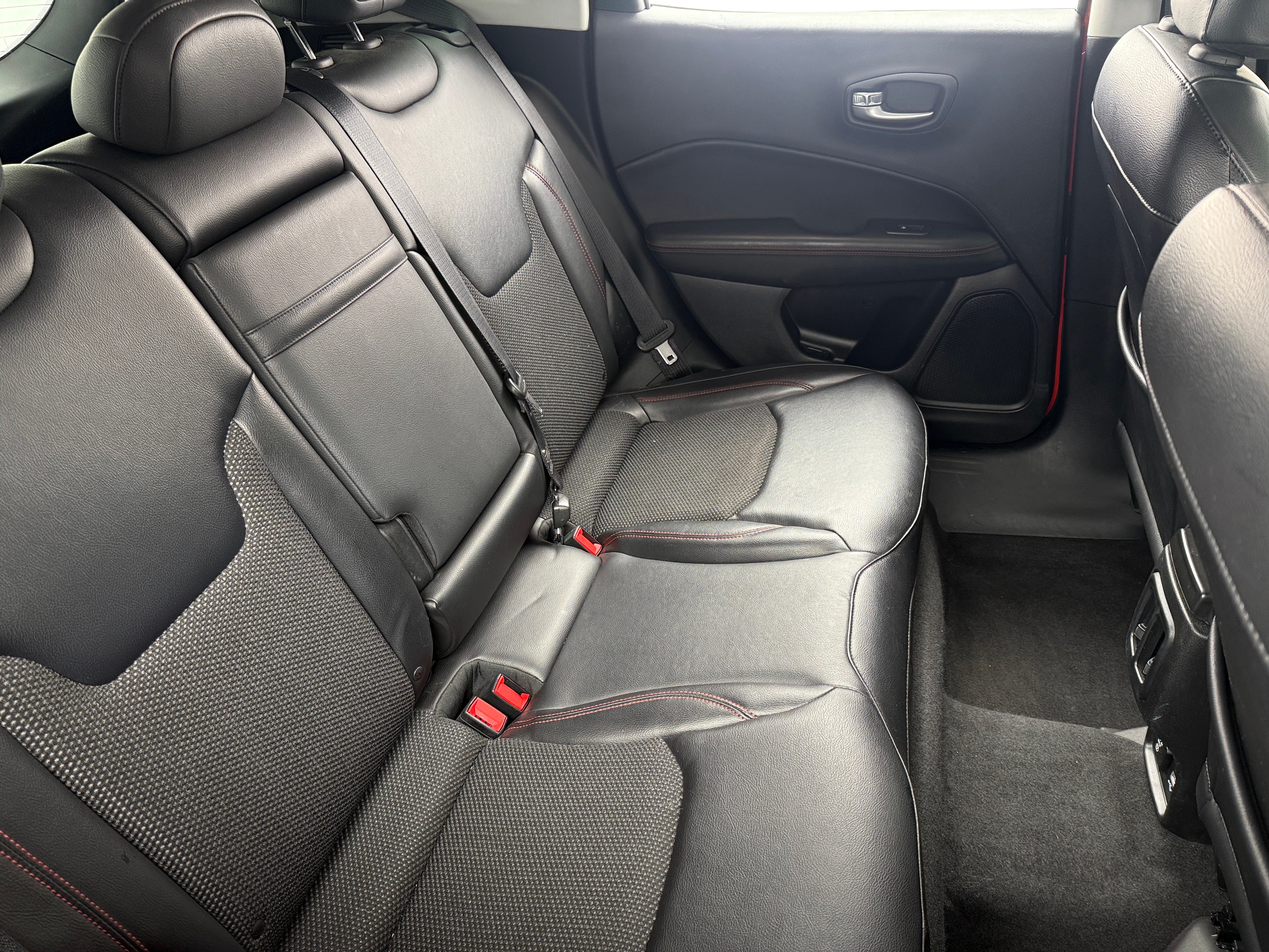 2017 Jeep Compass Trailhawk 6