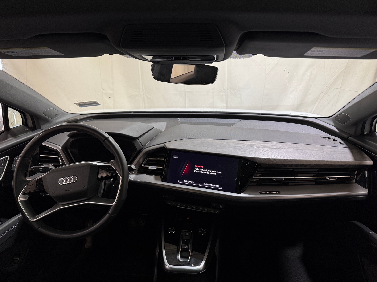 Thumbnail: 2023 Audi Q4 e-tron - 2