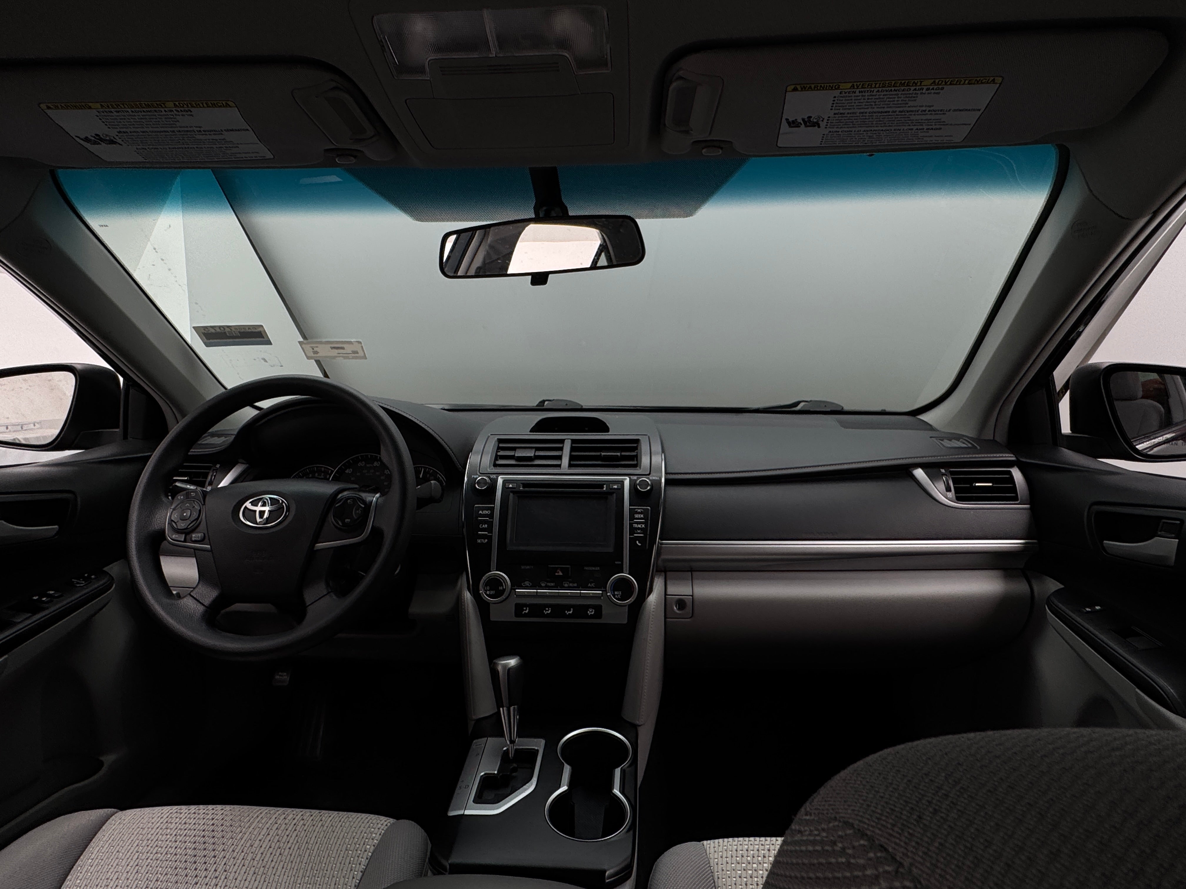 2014 Toyota Camry LE 3