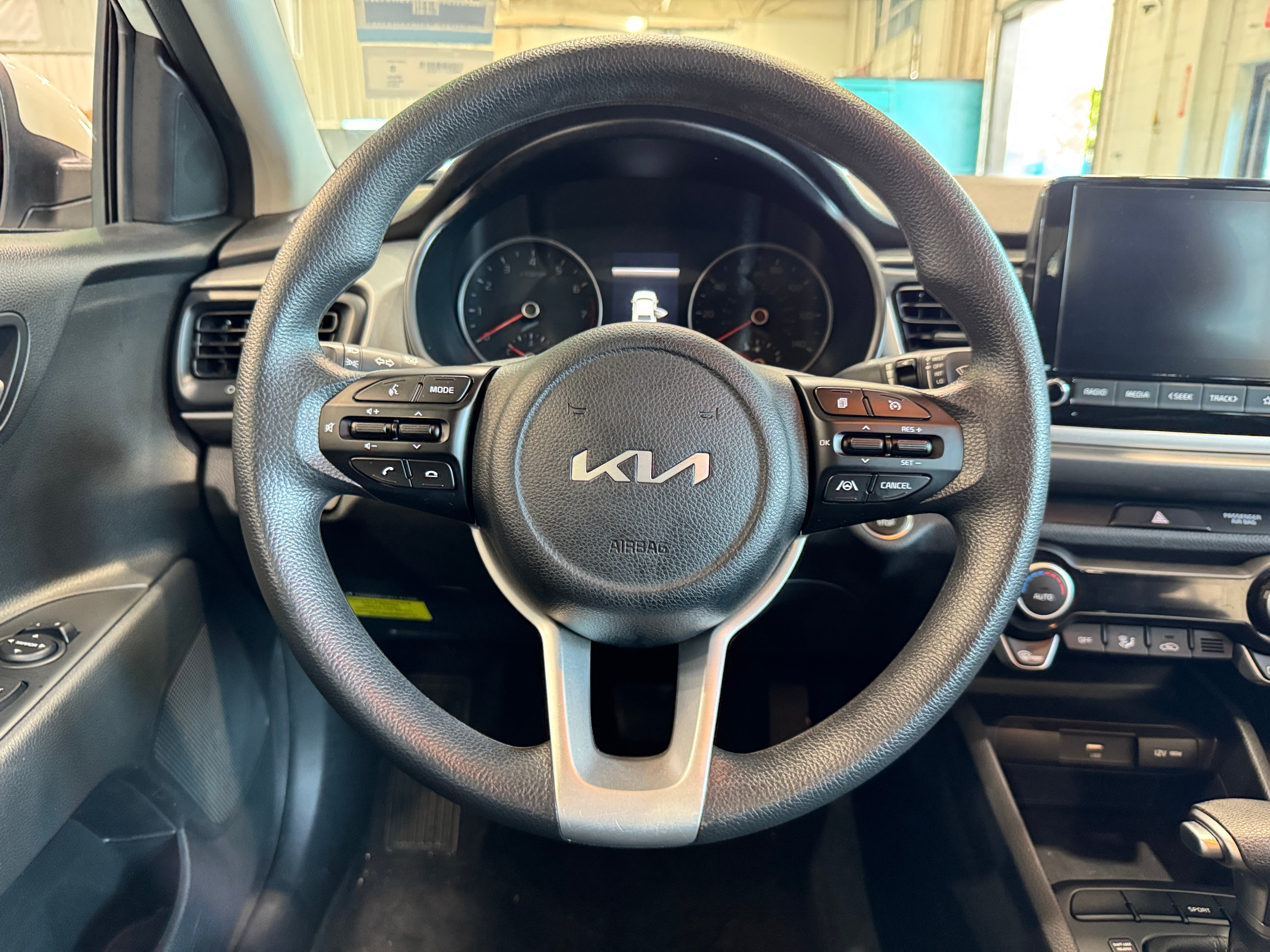 2023 Kia Rio S 5