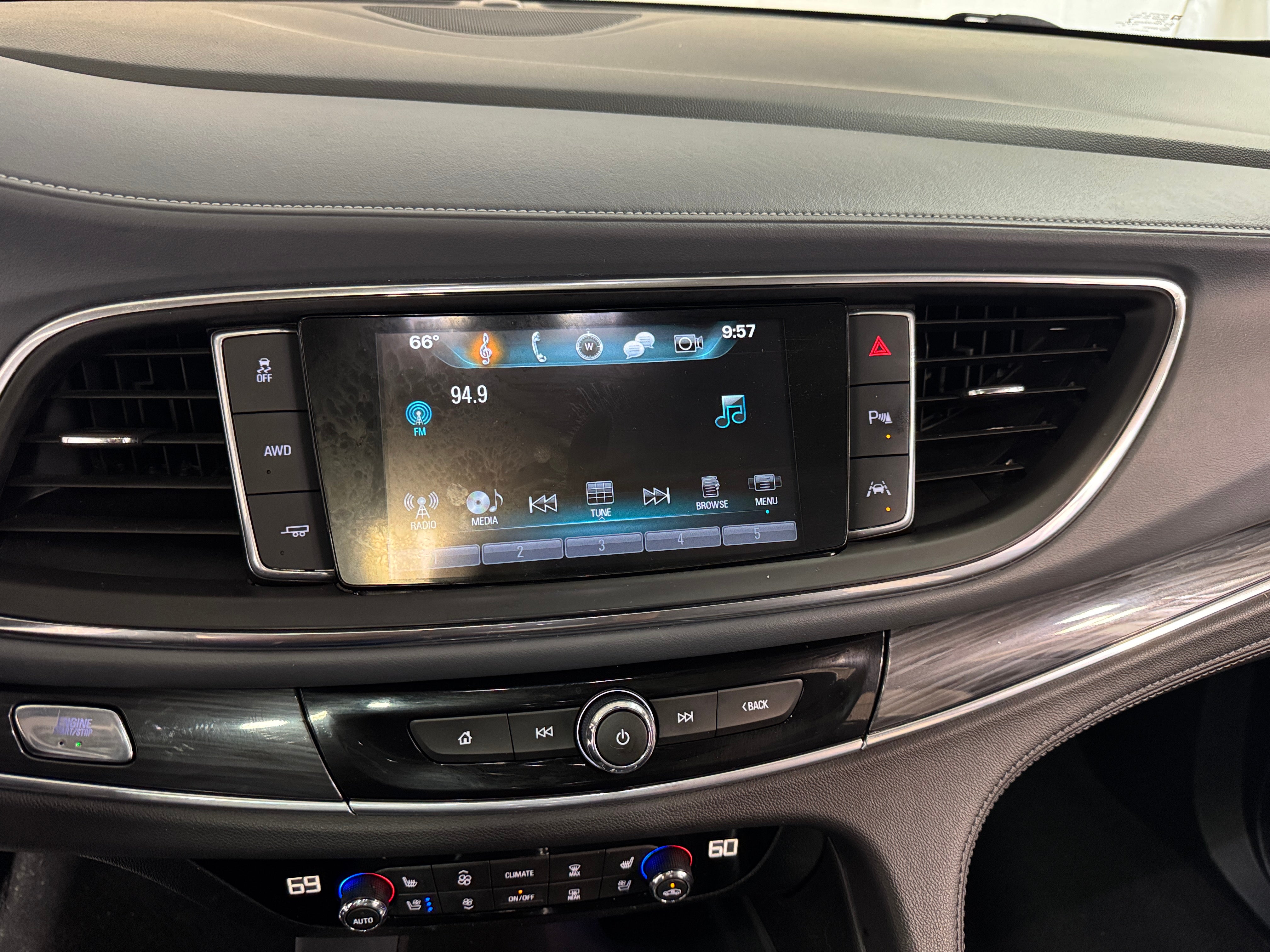 2018 Buick Enclave Premium 3