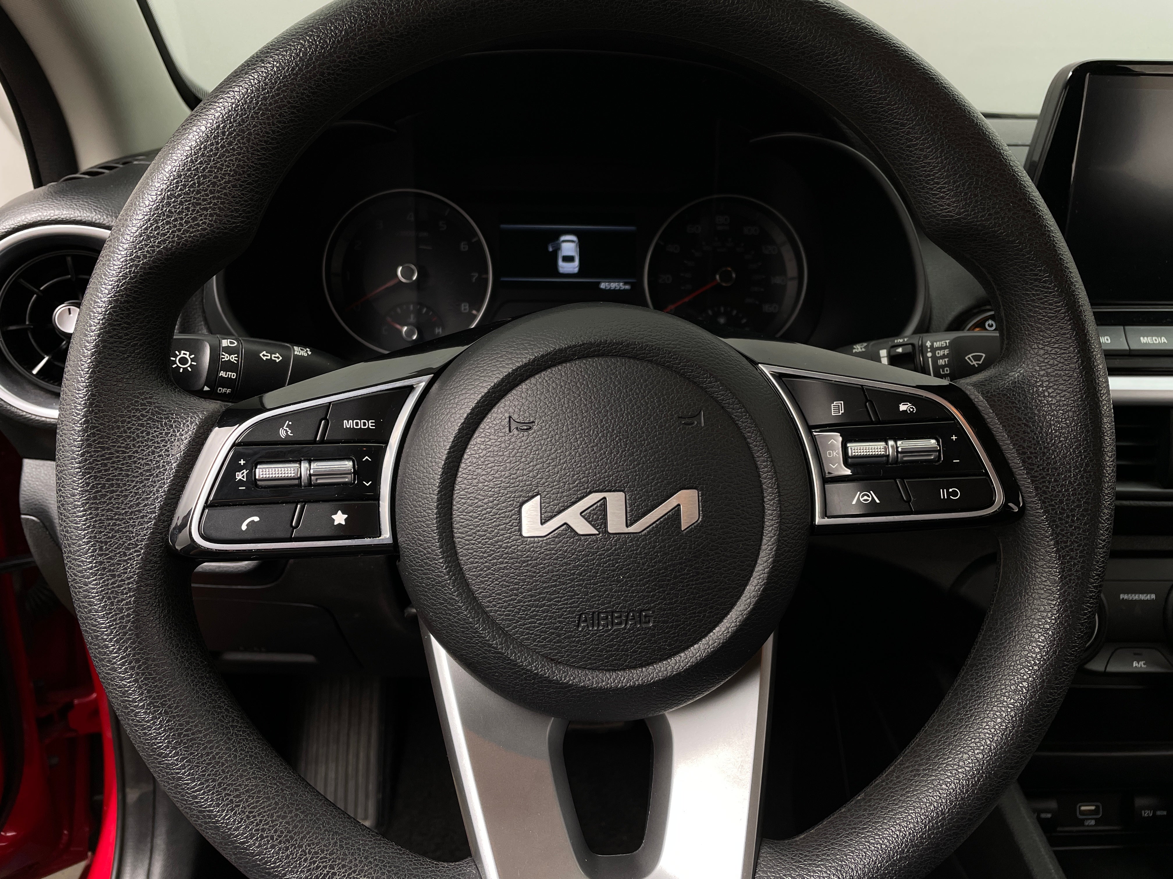 2023 Kia Forte LXS 5