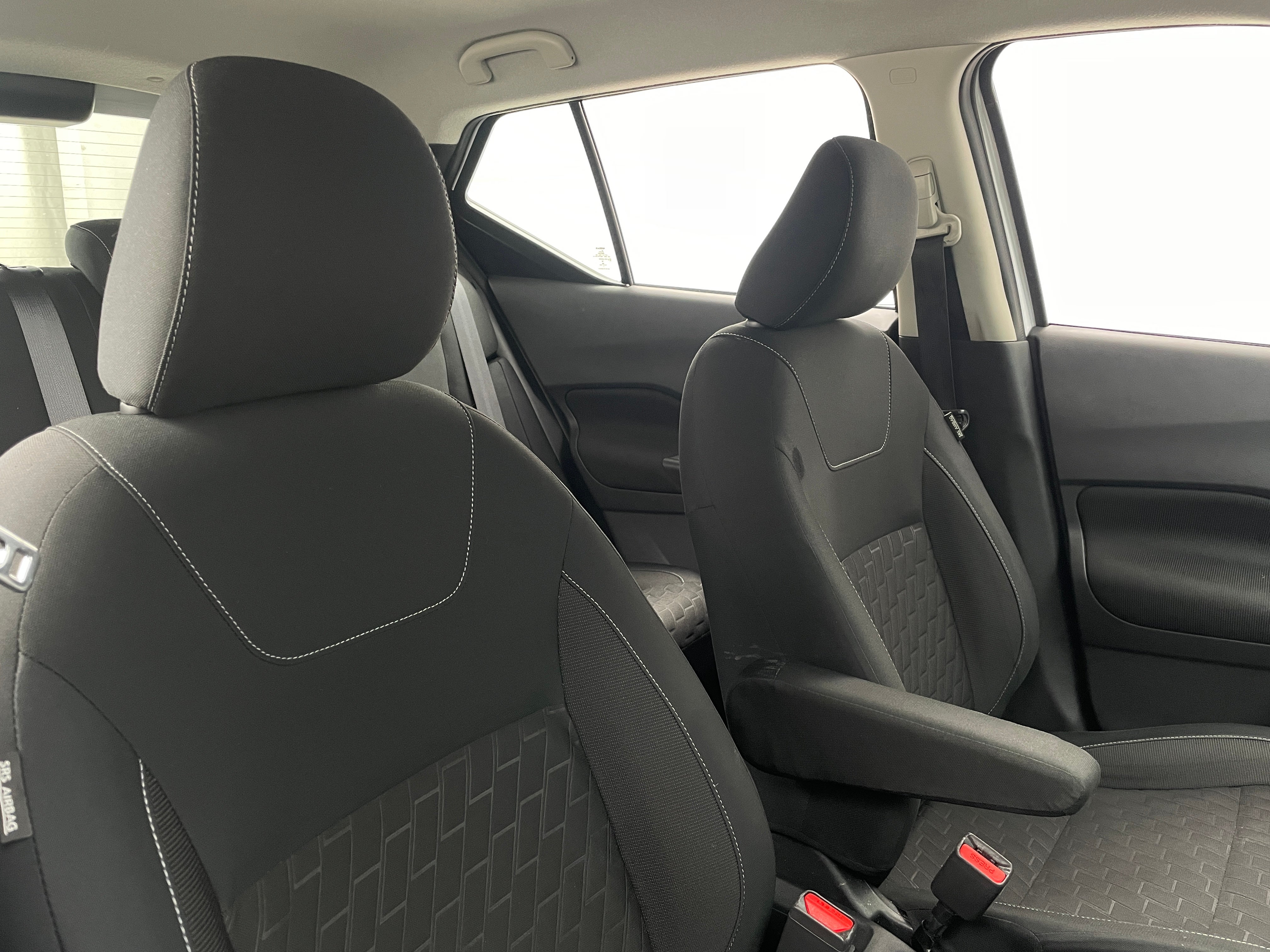 2021 Nissan Kicks S 2