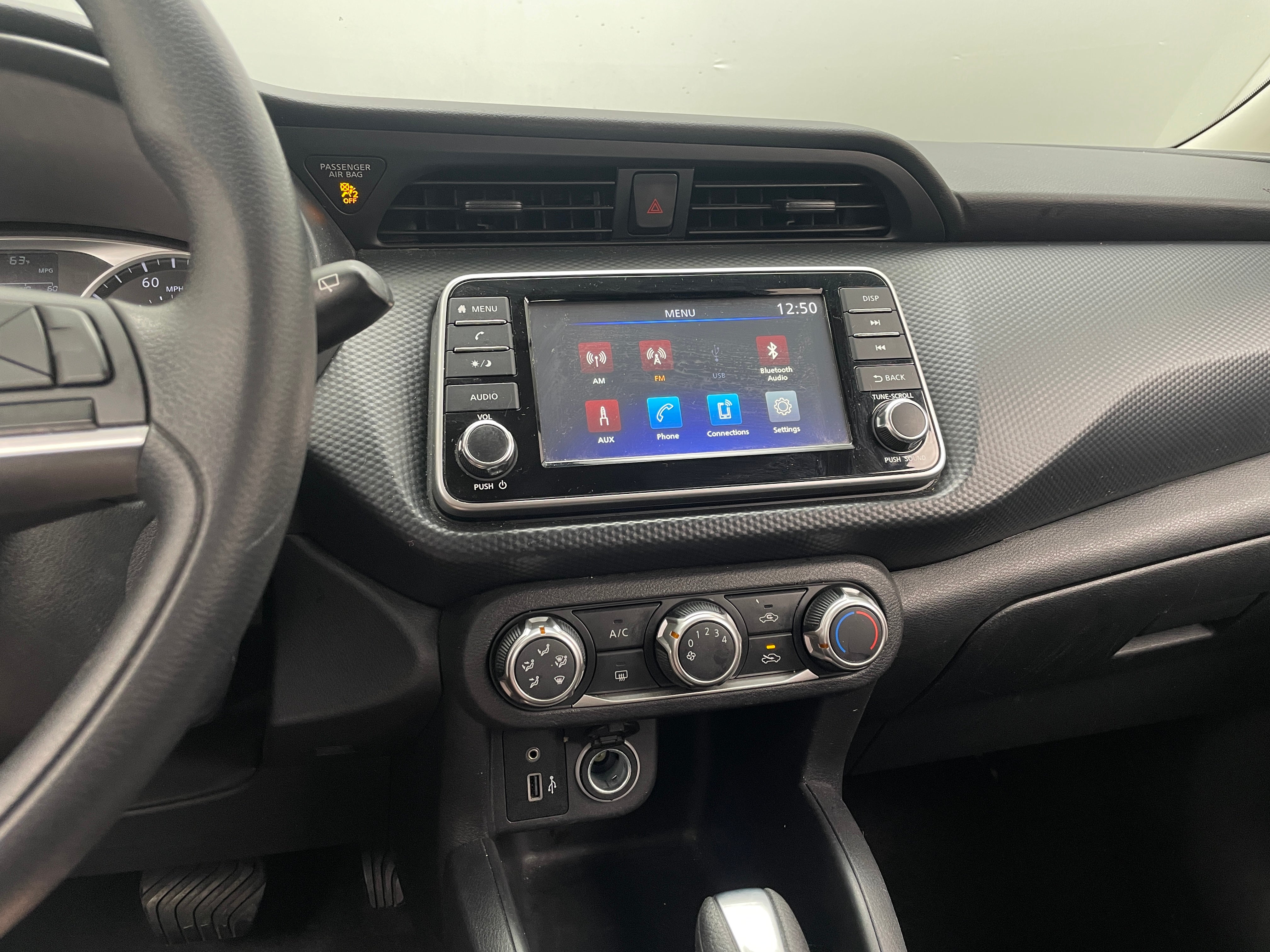 2021 Nissan Kicks S 4