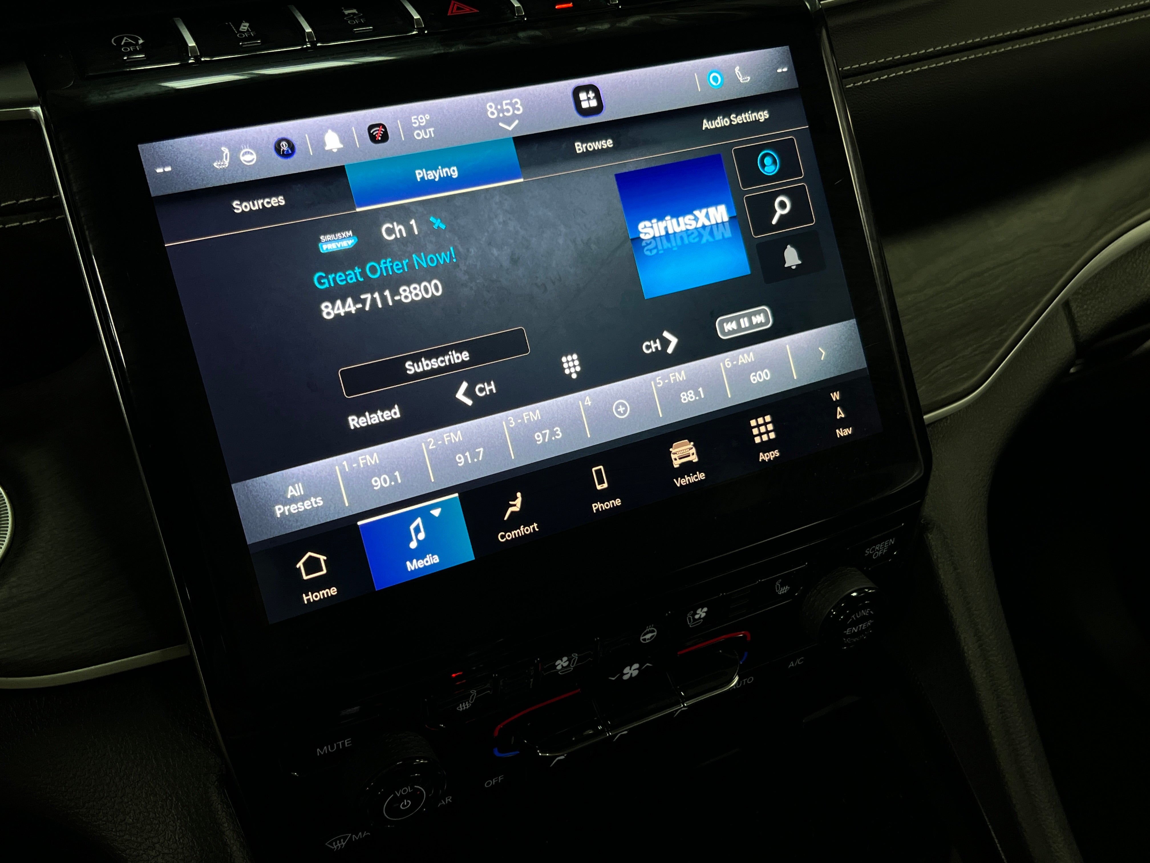 2024 Jeep Grand Cherokee Limited Edition 3
