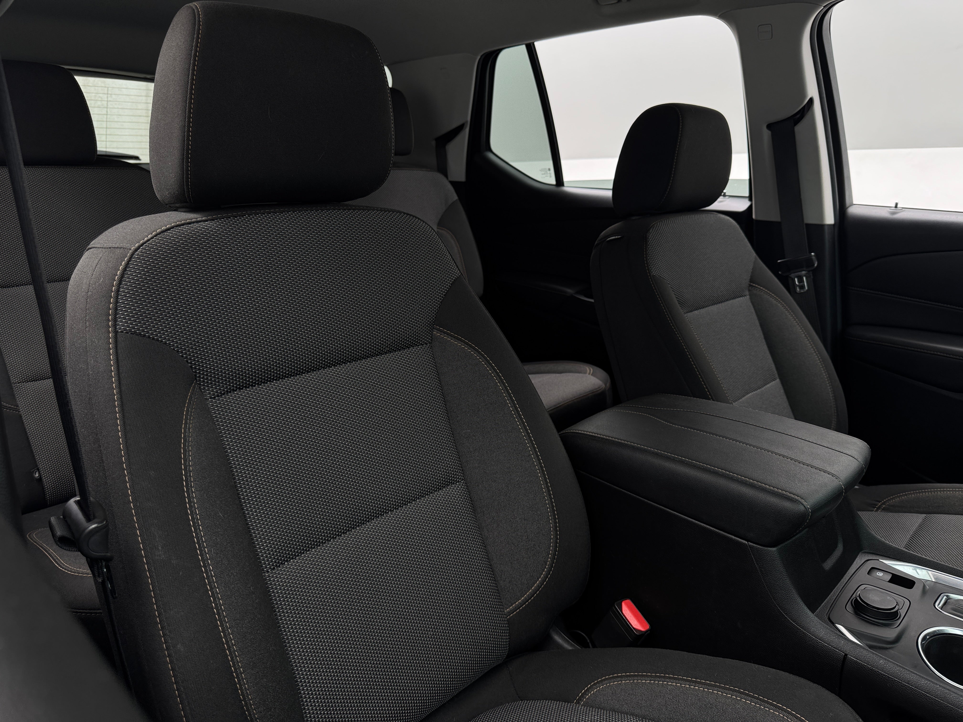 2019 Chevrolet Traverse LT 2