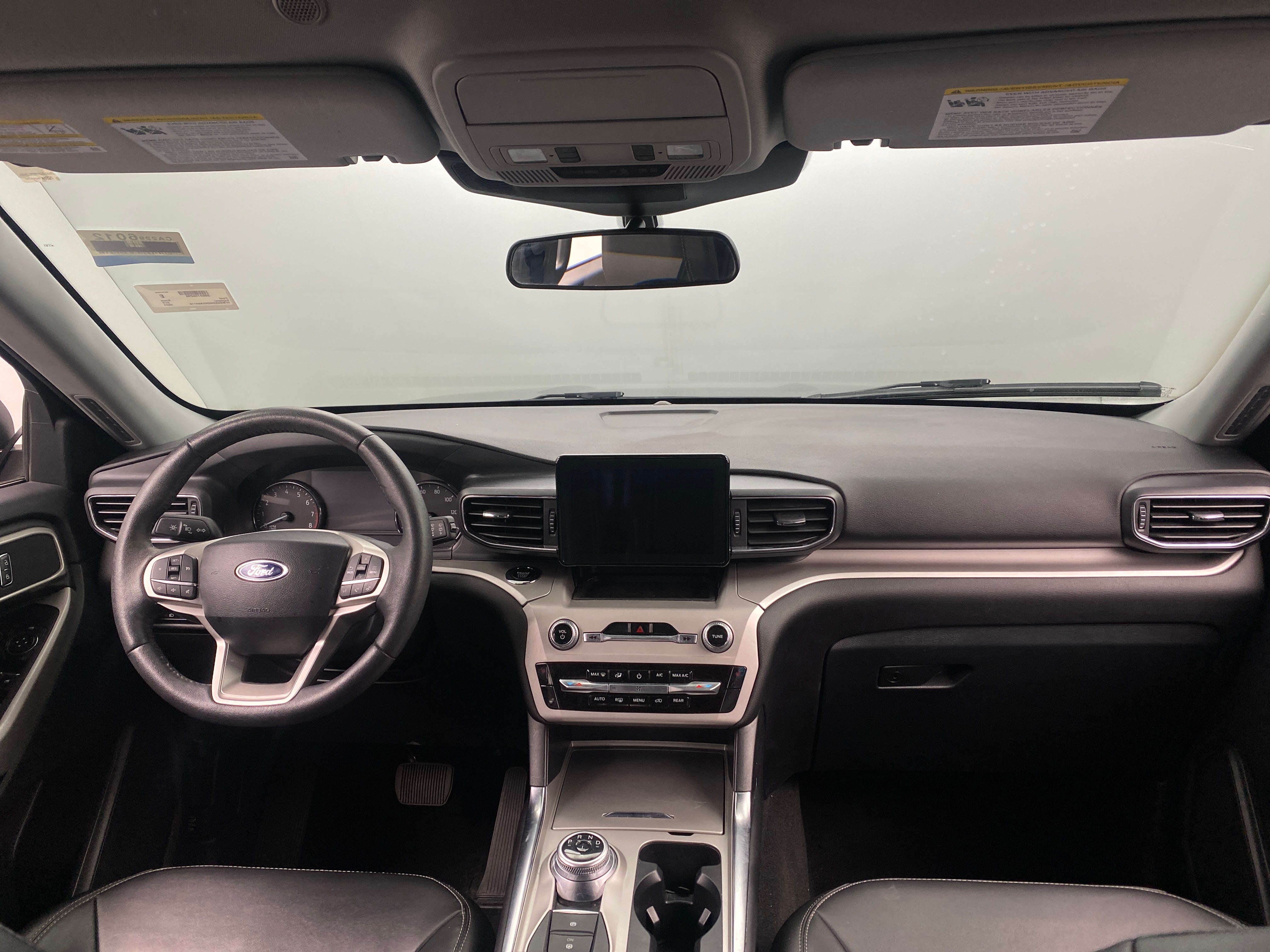 2024 Ford Explorer XLT 3