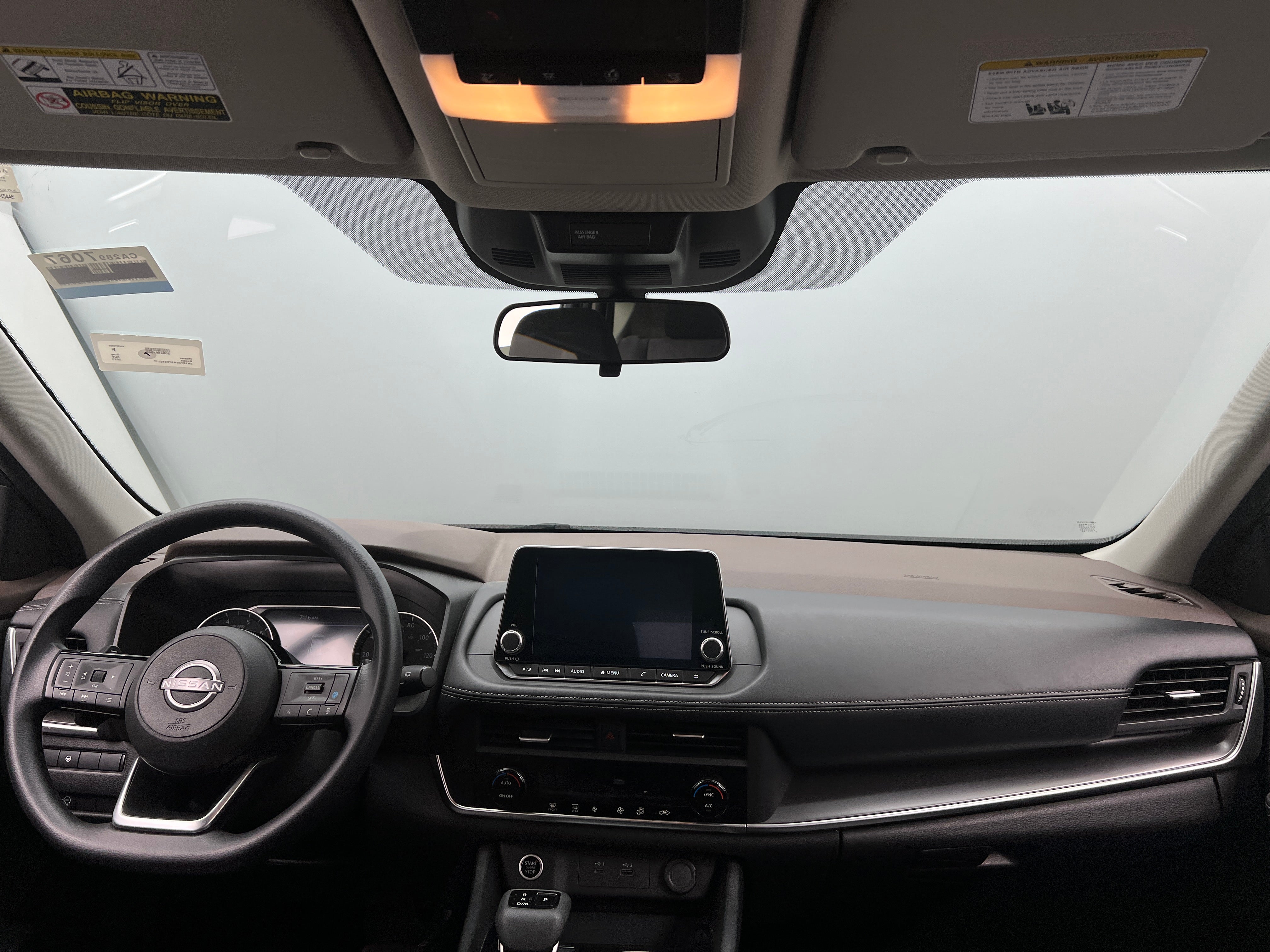 2023 Nissan Rogue SV 3