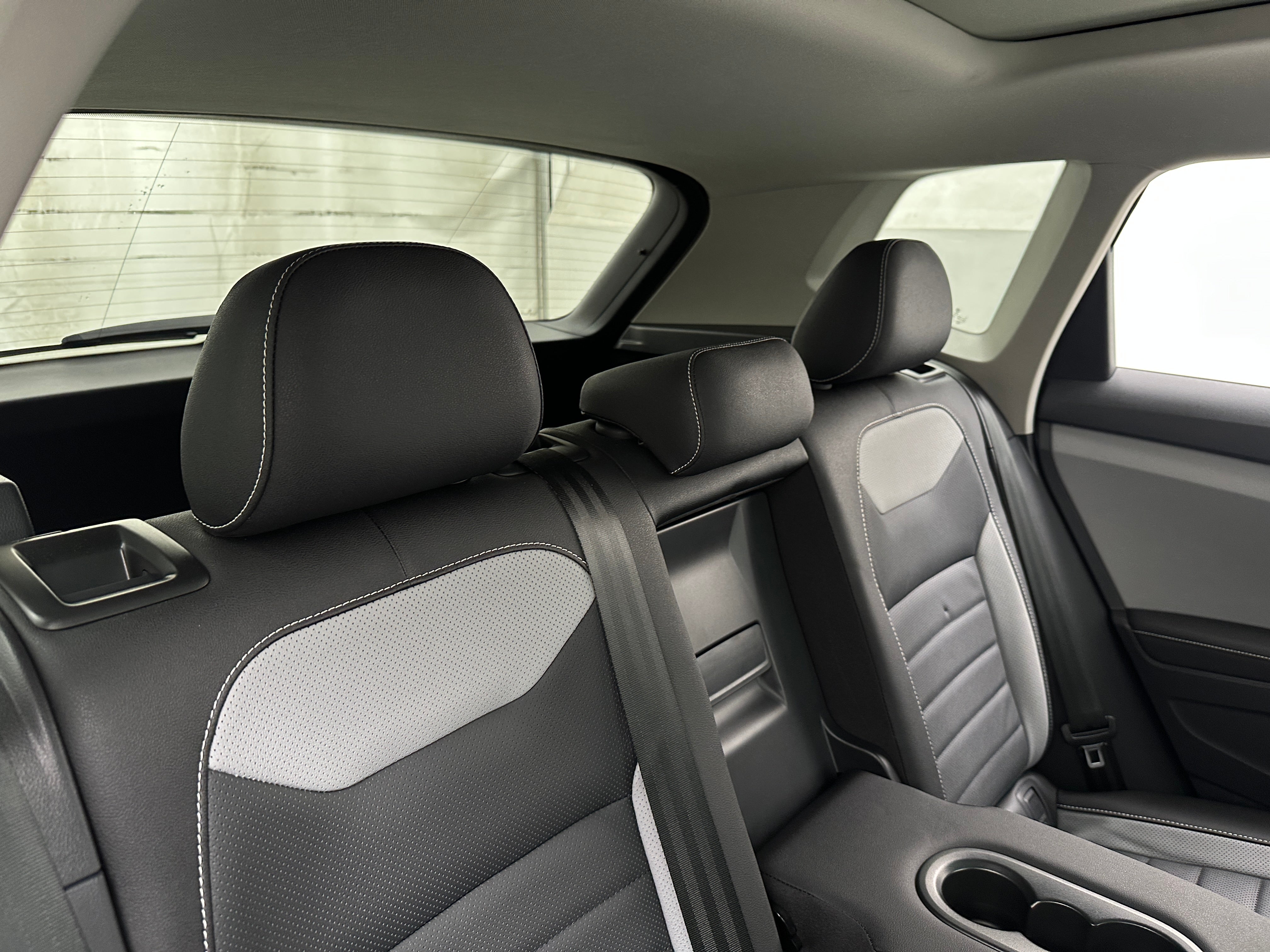 2024 Volkswagen Taos SEL 5