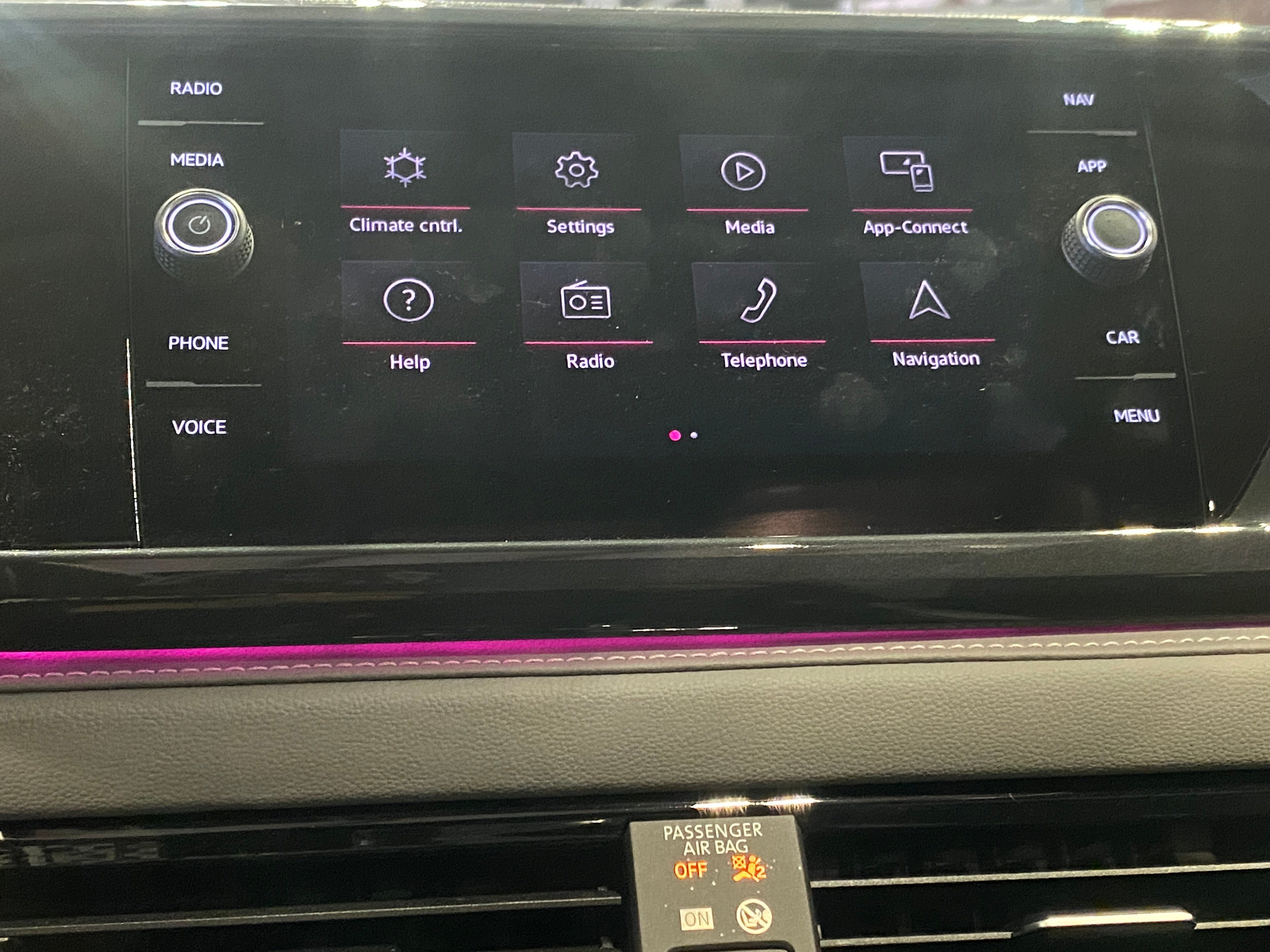 2024 Volkswagen Taos SEL 3