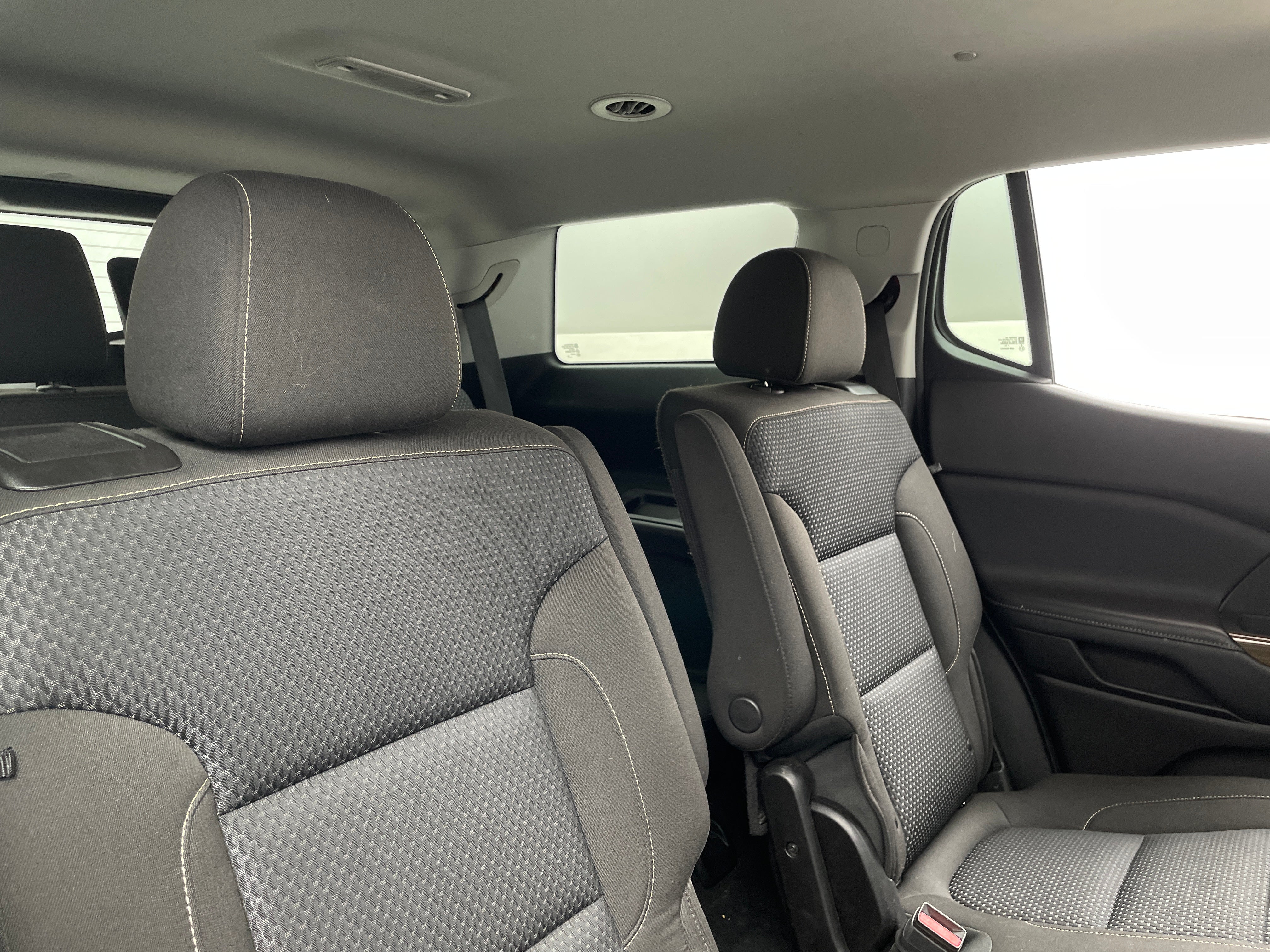 2023 GMC Acadia SLE 6