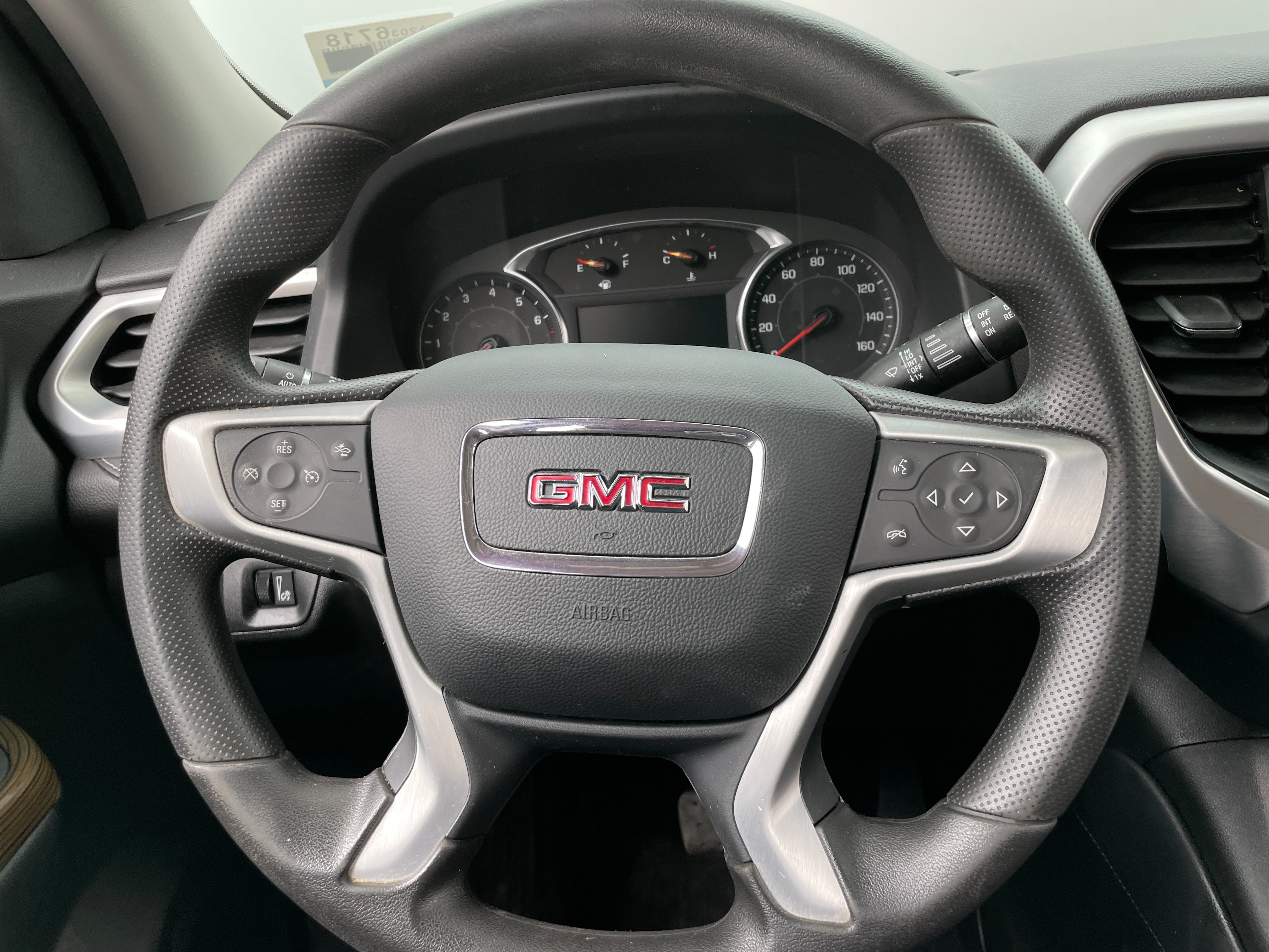 2023 GMC Acadia SLE 5