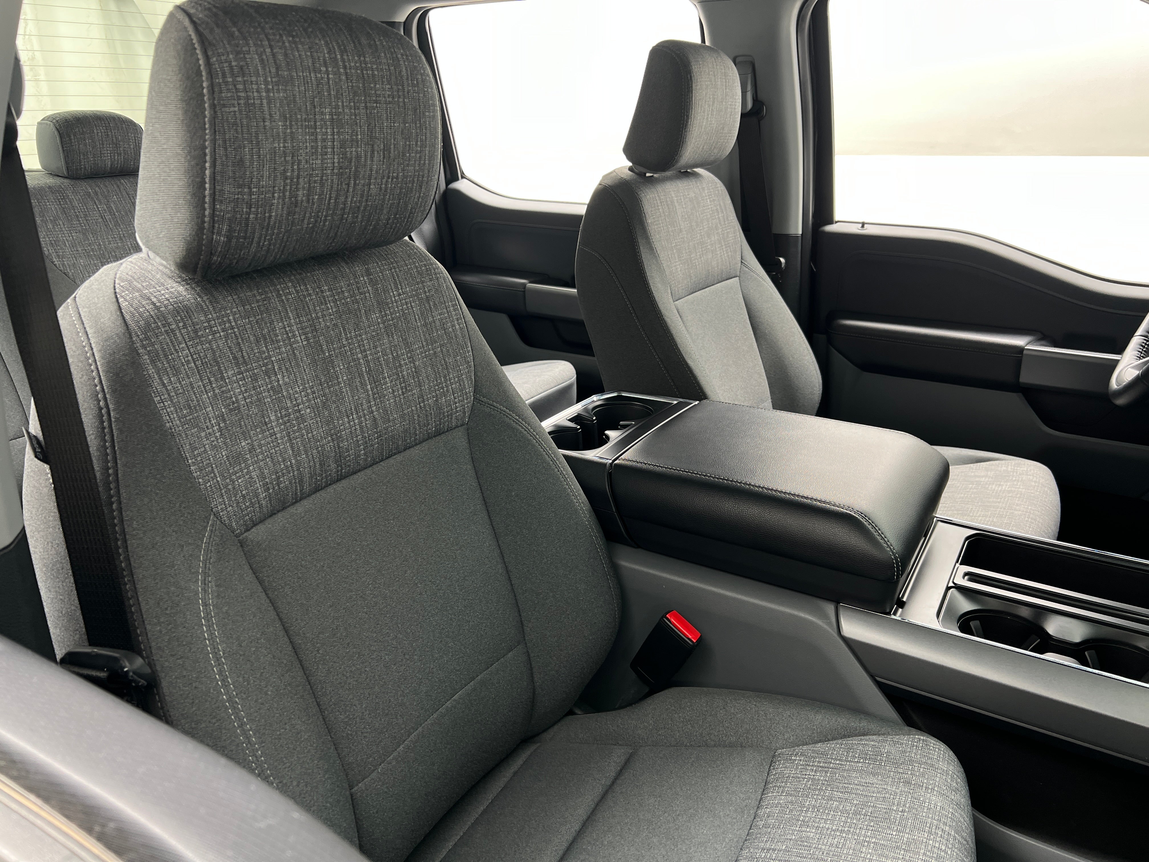 2022 Ford Econoline E-150 2