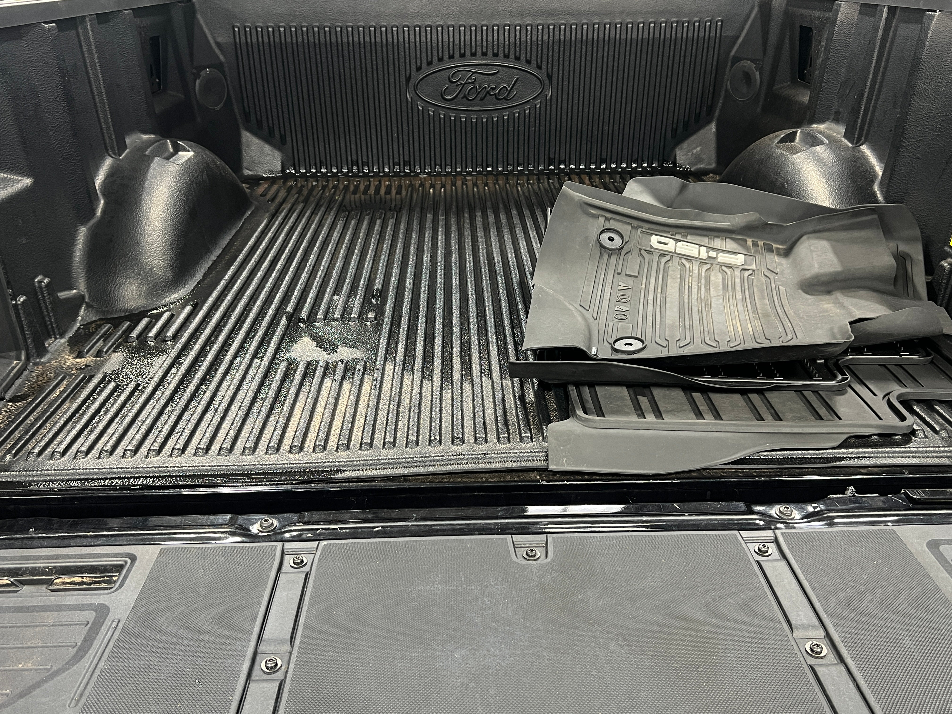 2022 Ford Econoline E-150 7