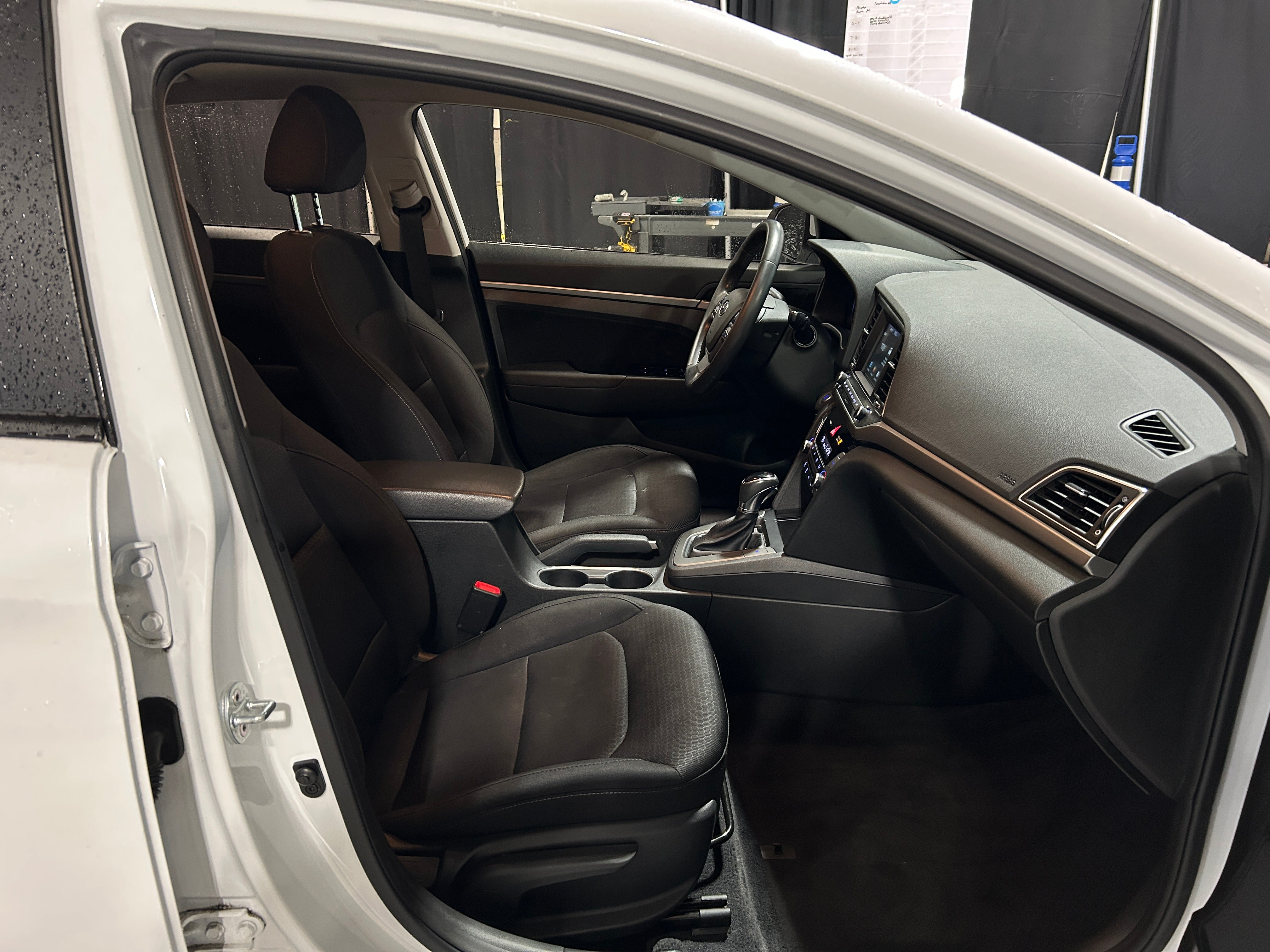 2018 Hyundai Elantra Value Edition 2