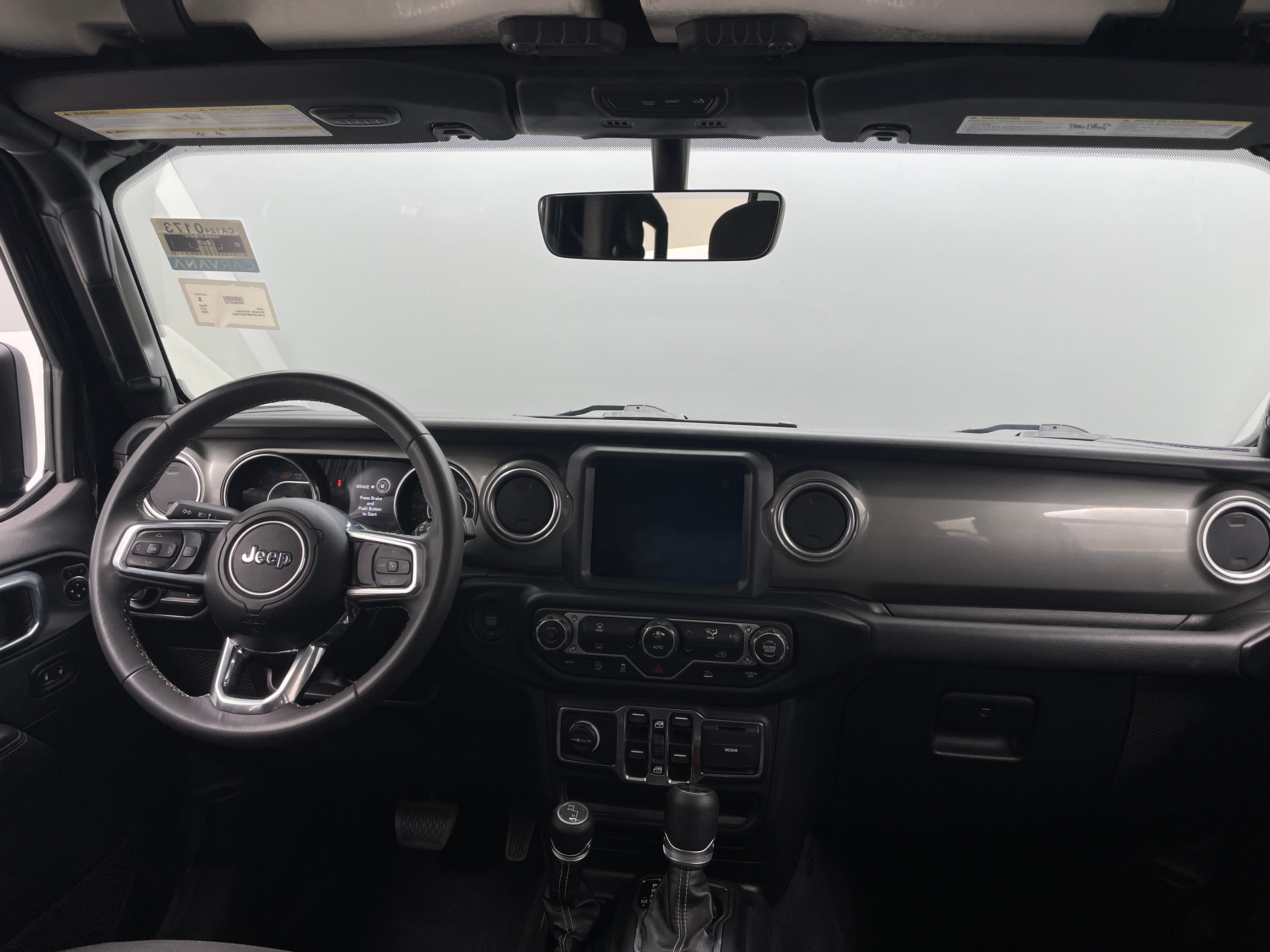 2023 Jeep Wrangler Unlimited Sahara 3