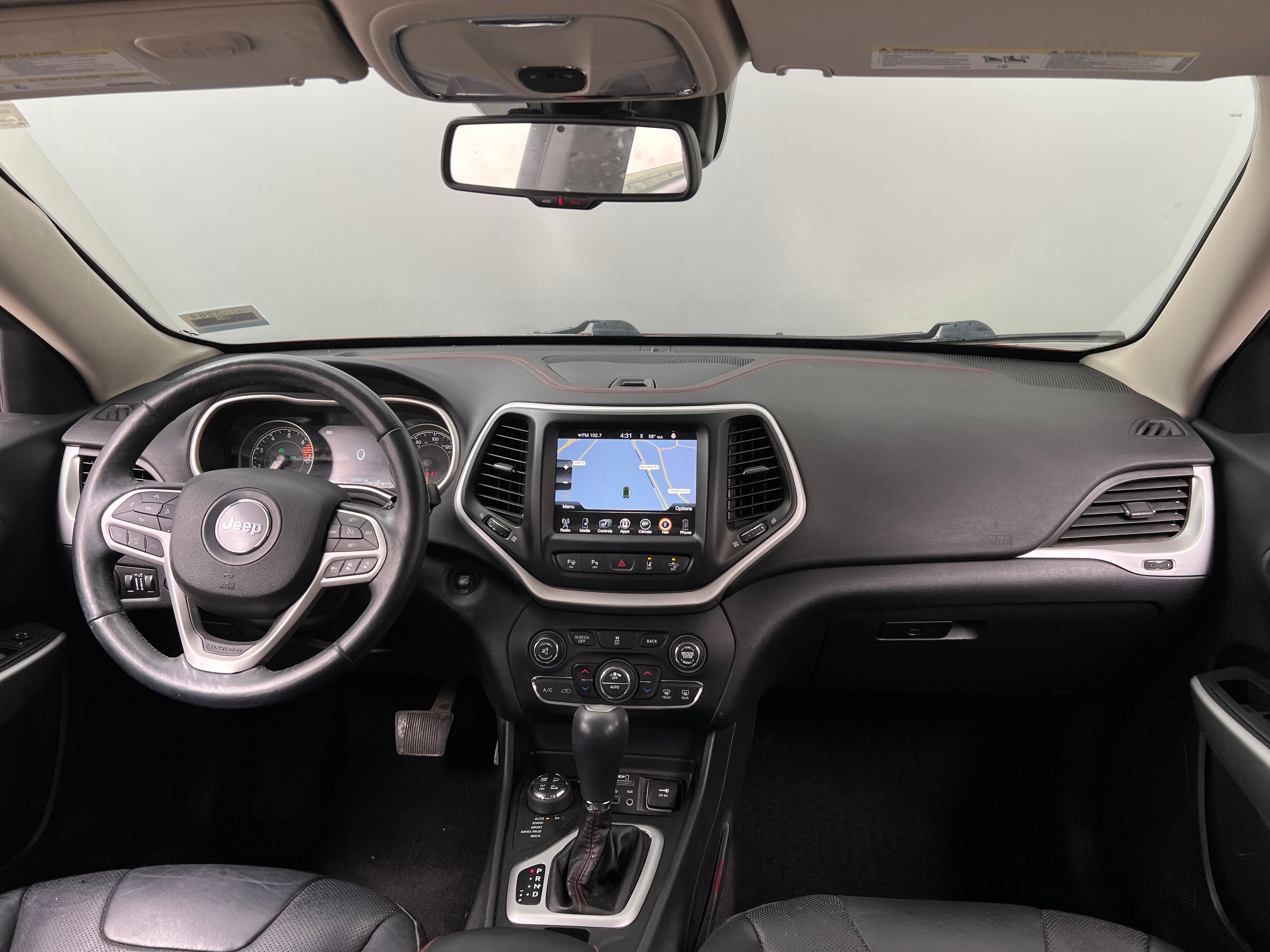 2017 Jeep Cherokee Trailhawk 2