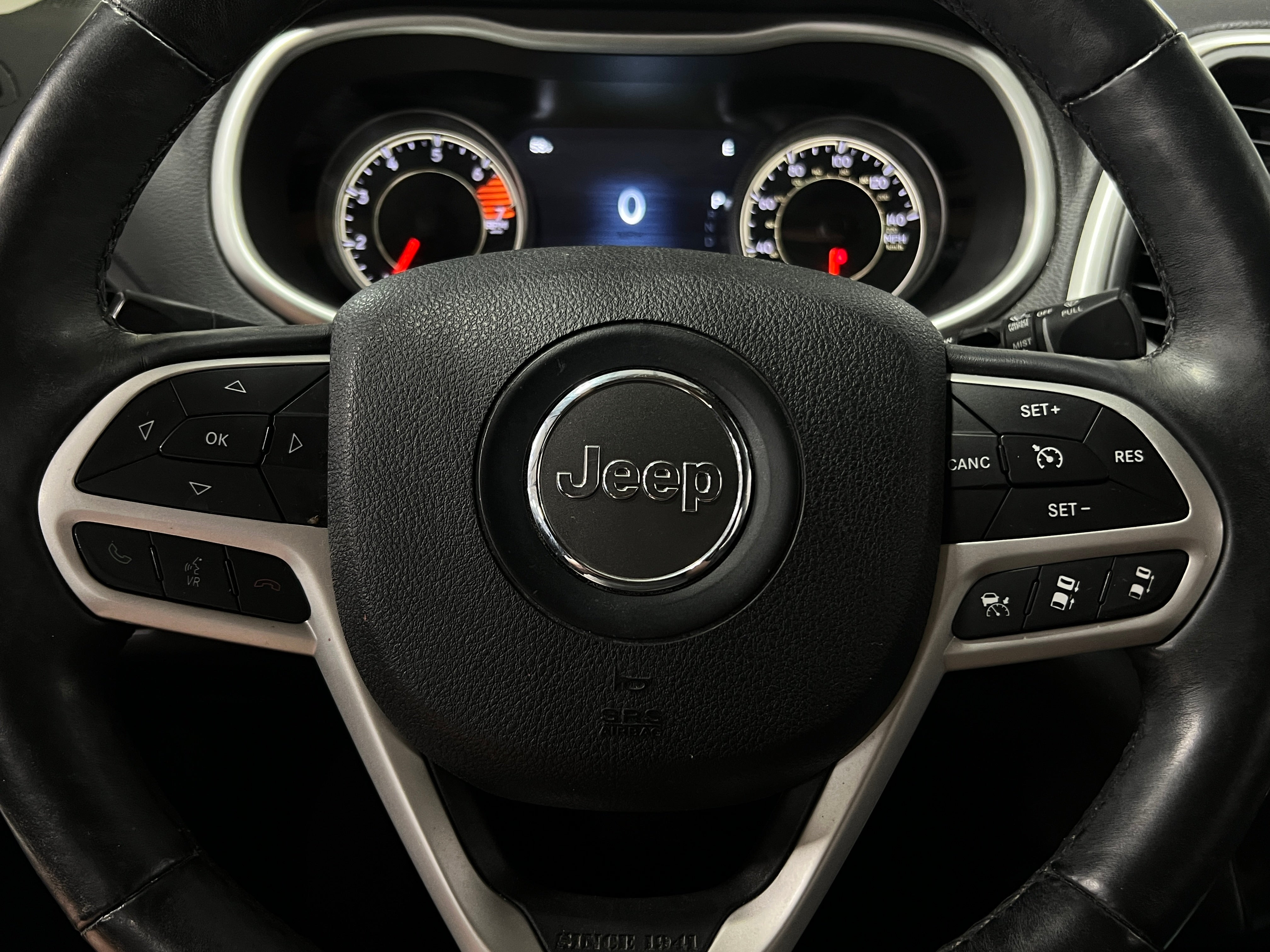 2017 Jeep Cherokee Trailhawk 4
