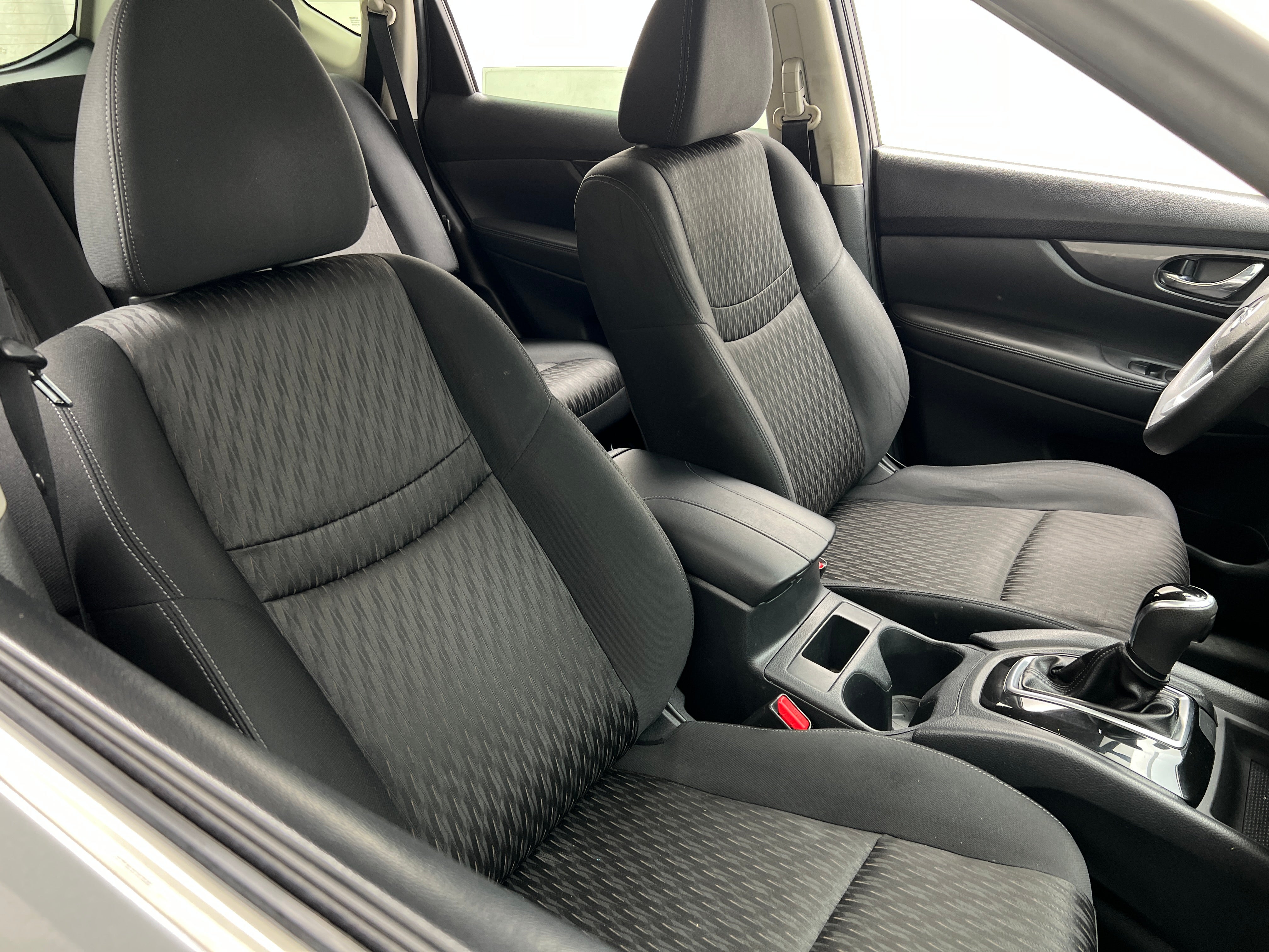 2017 Nissan Rogue S 2