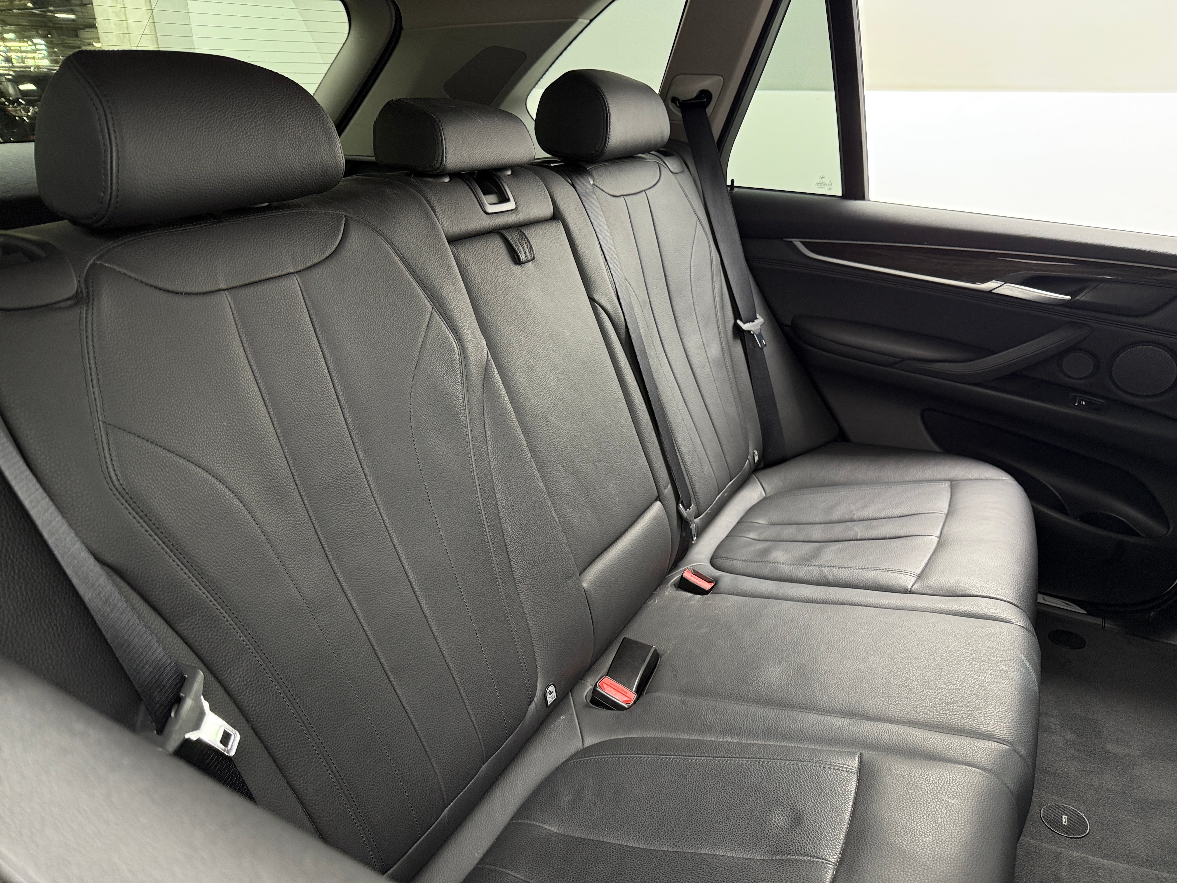 2015 BMW X5 xDrive35d 5