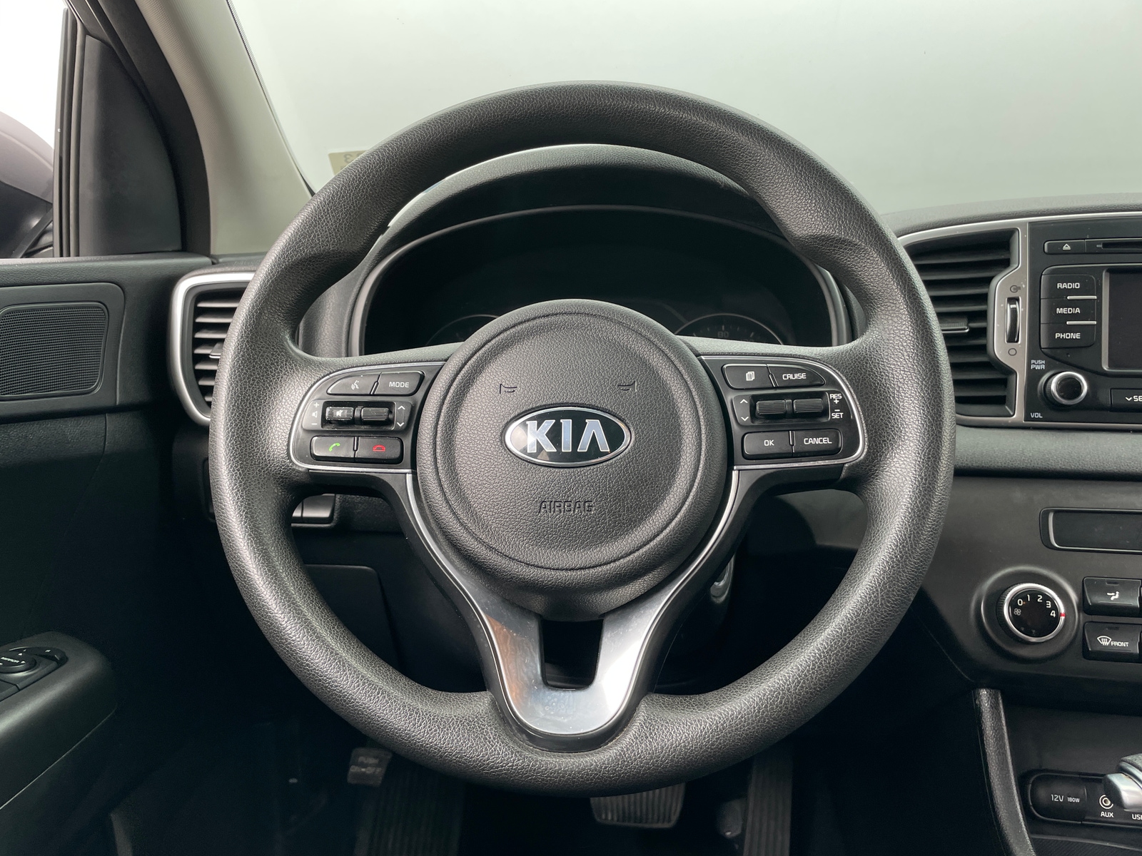Thumbnail: 2017 Kia Sportage - 5