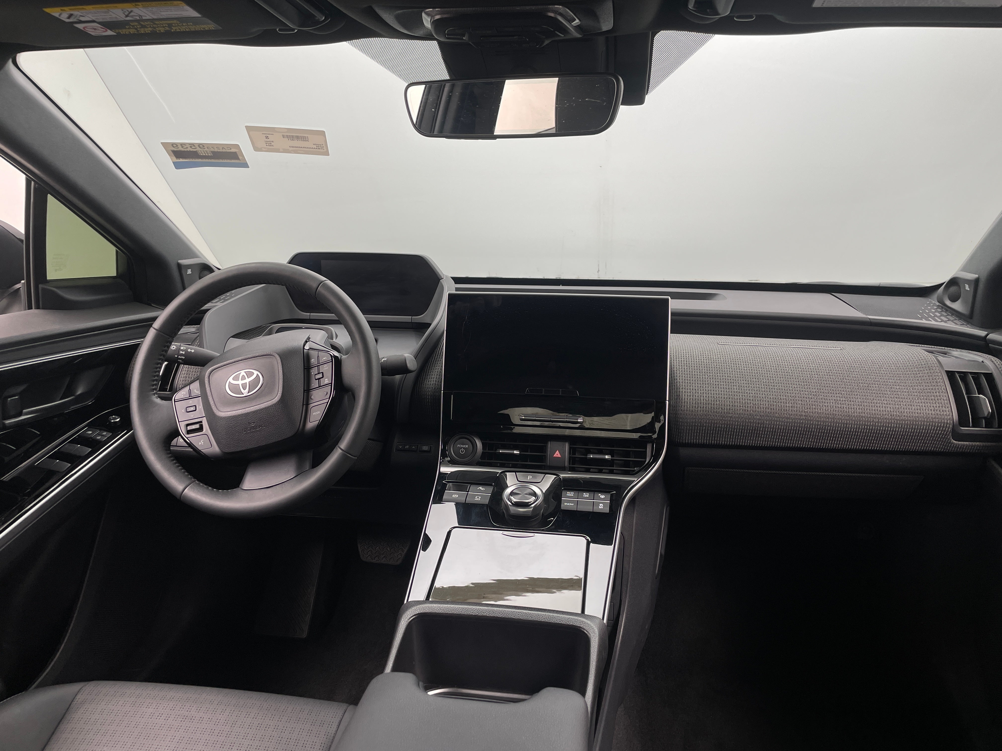 2024 Toyota bZ4X Limited 2