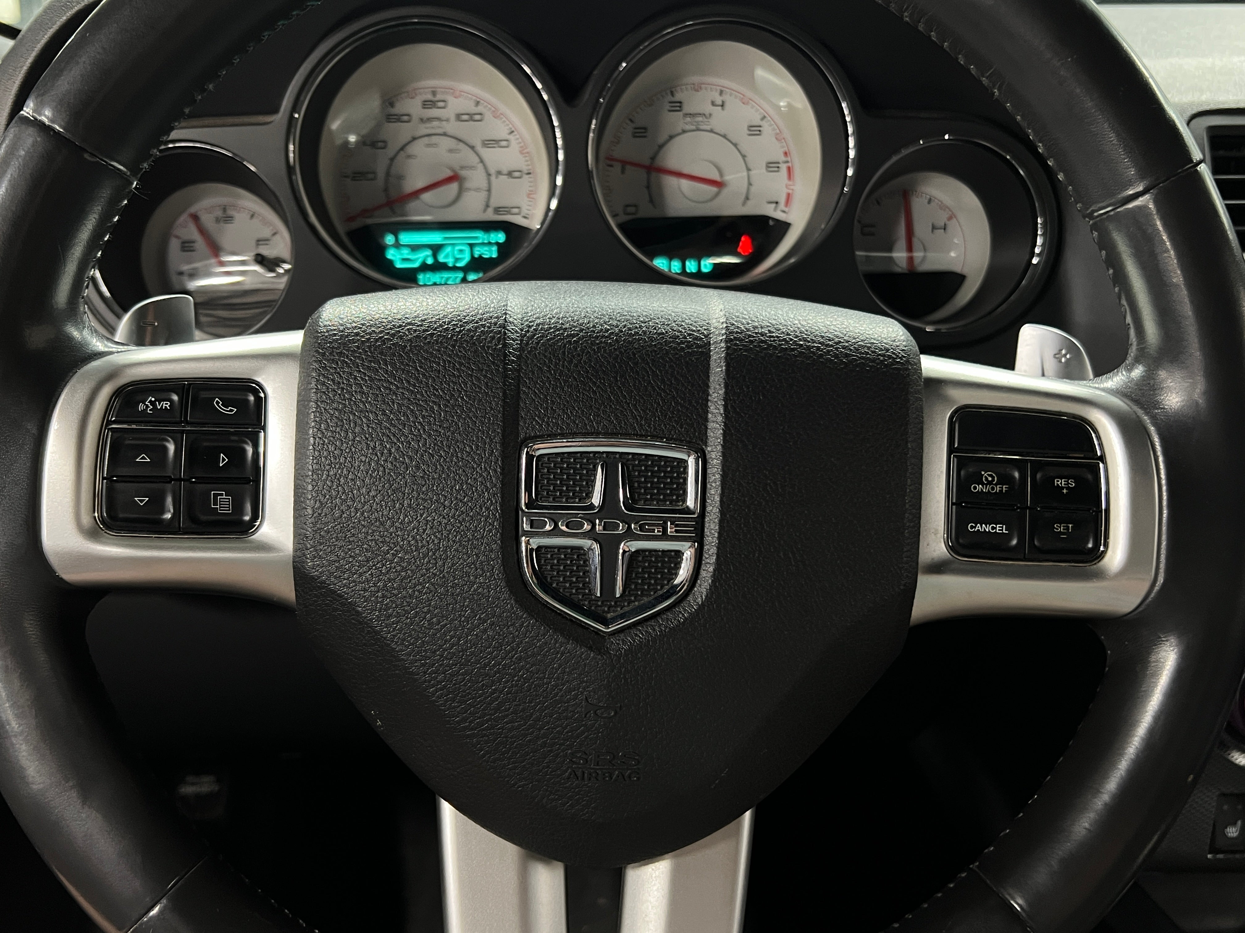 2013 Dodge Challenger R/T 4