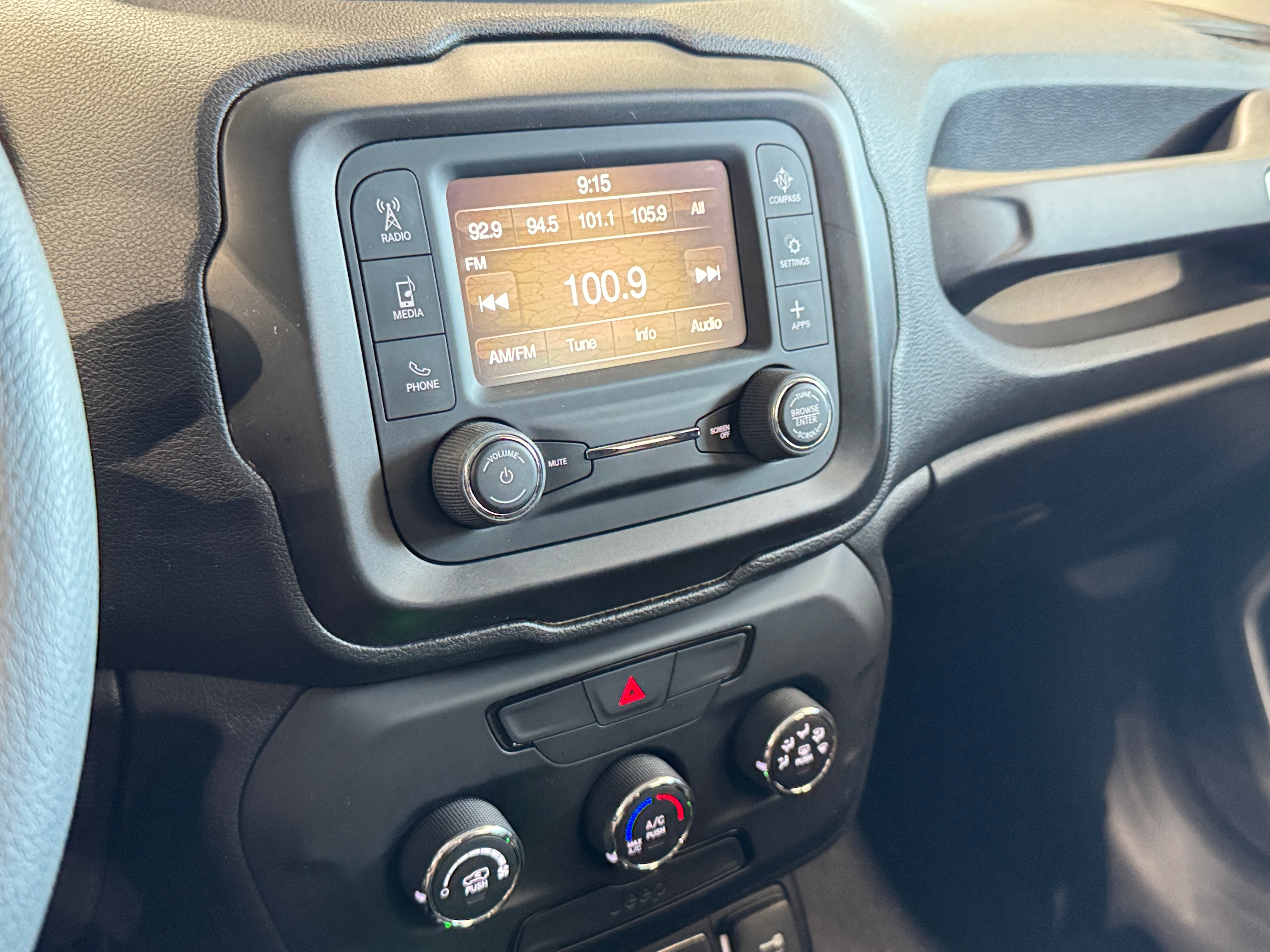 2019 Jeep Renegade Sport 4