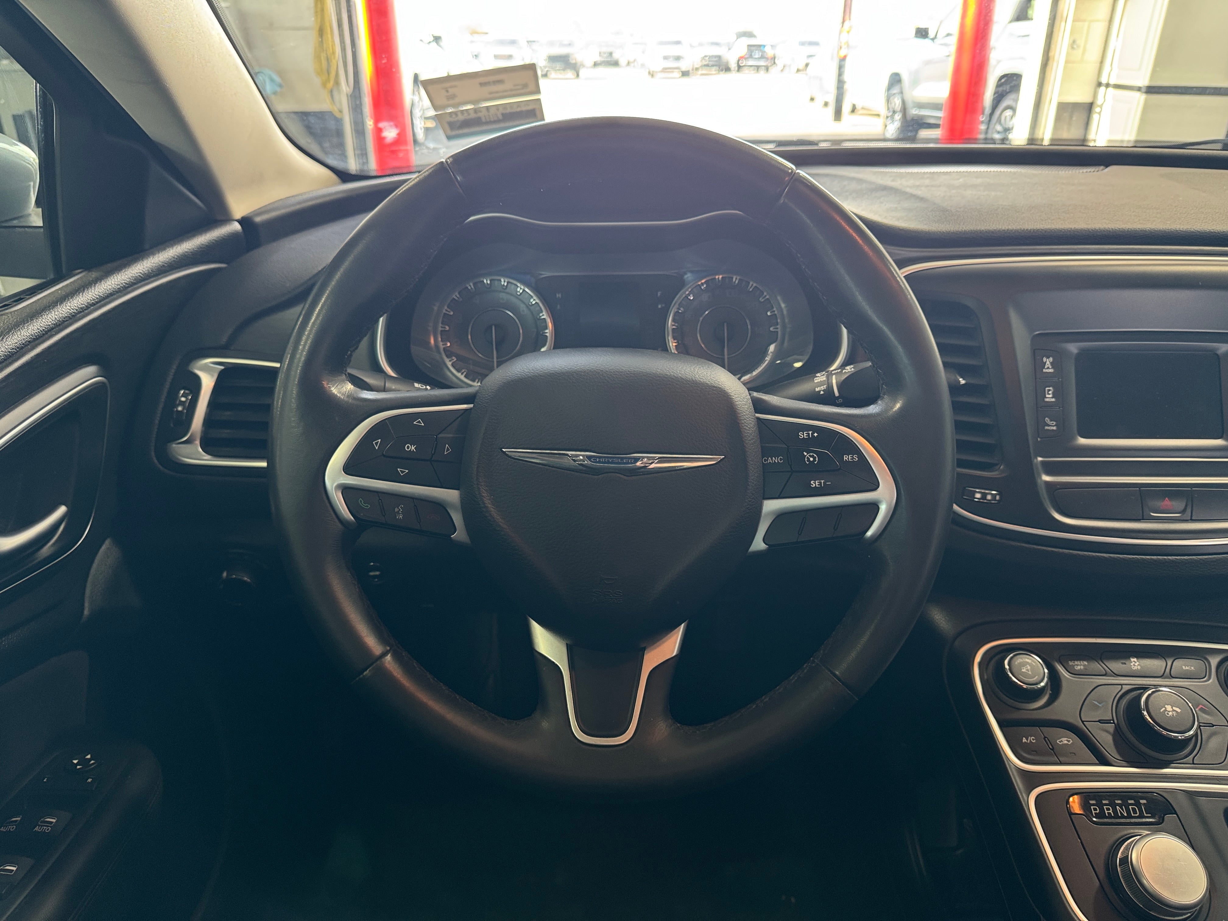 2016 Chrysler 200 Limited 5
