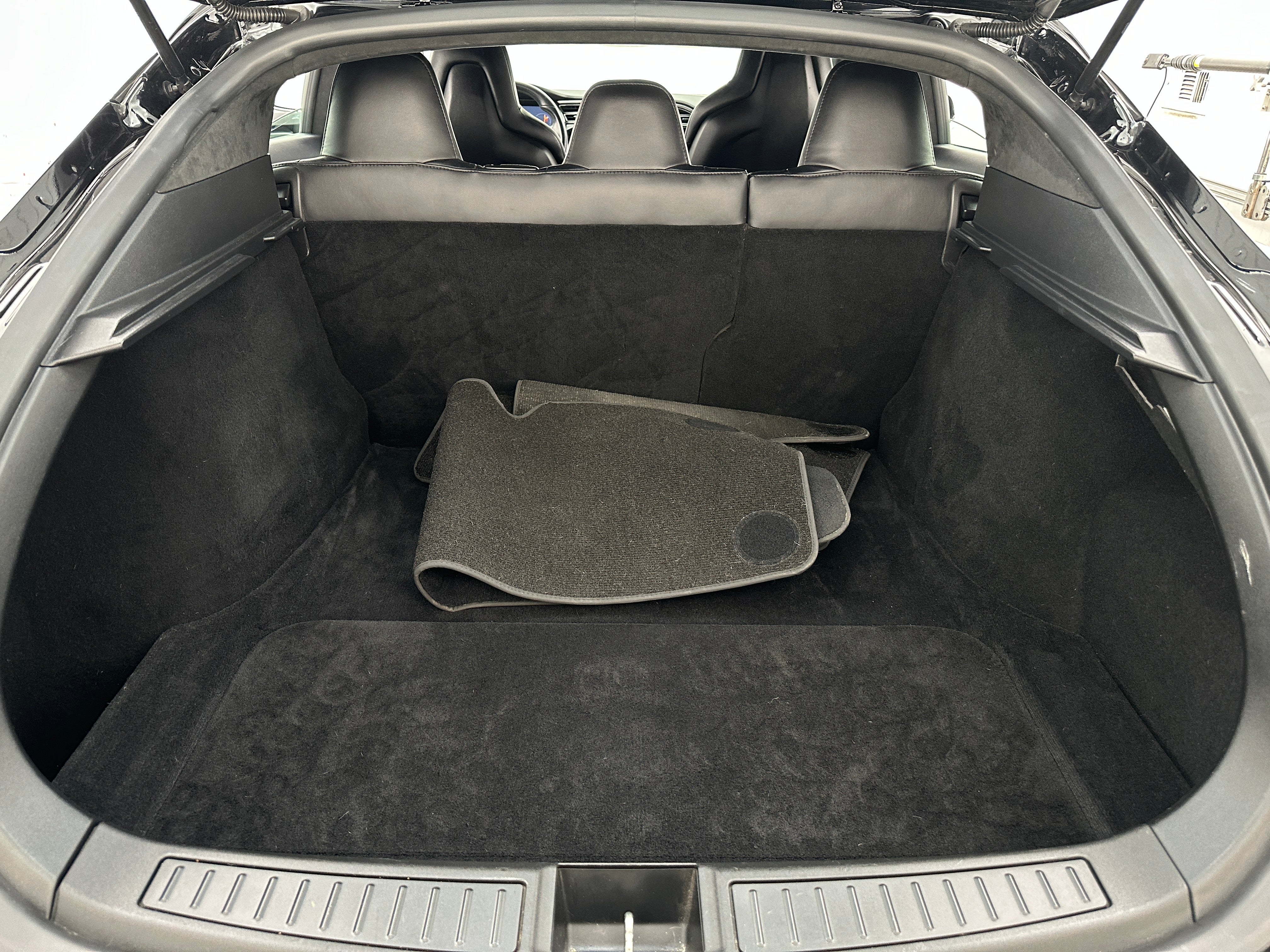 2016 Tesla Model S 60 6