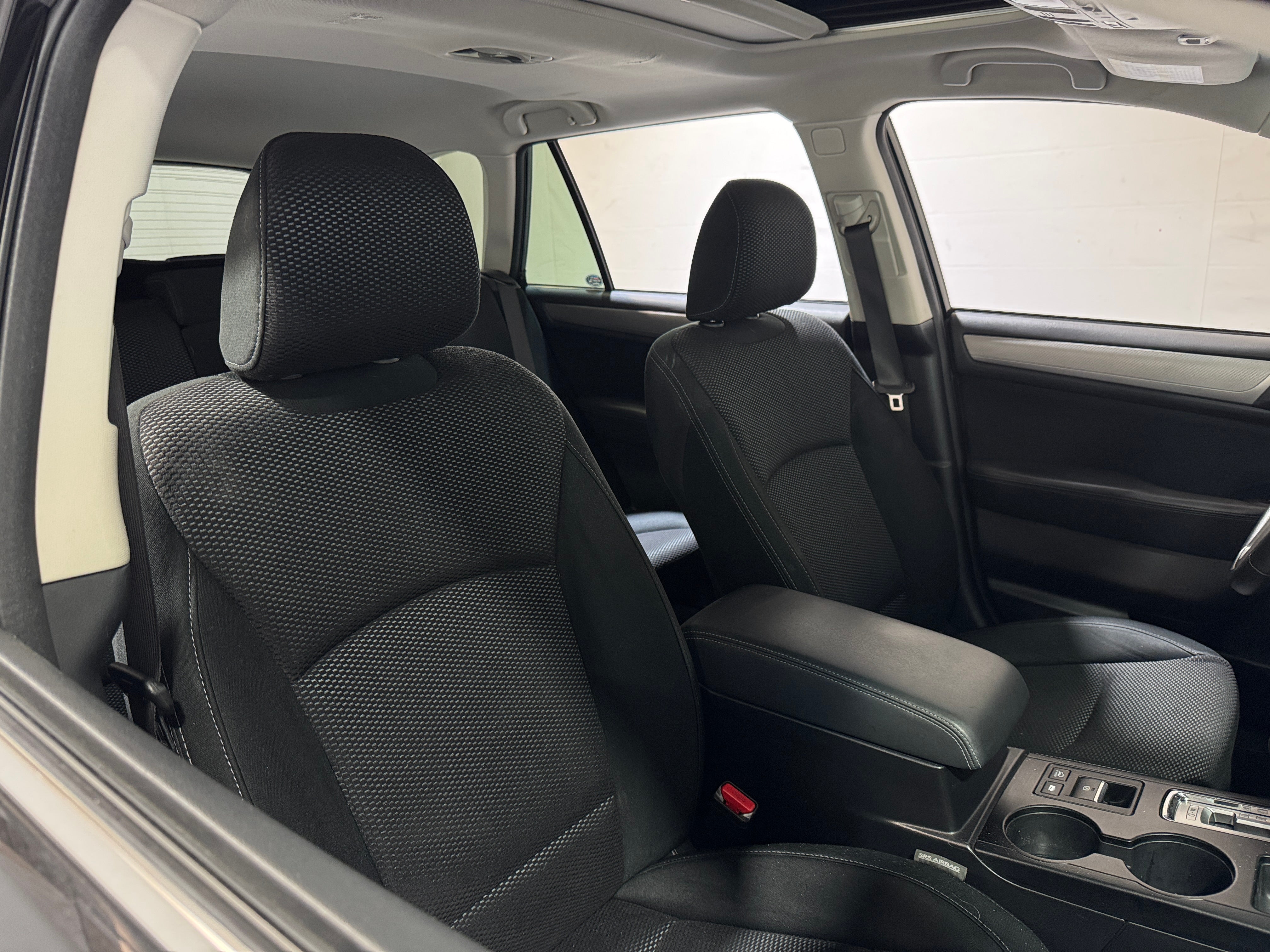 2017 Subaru Outback Premium 2