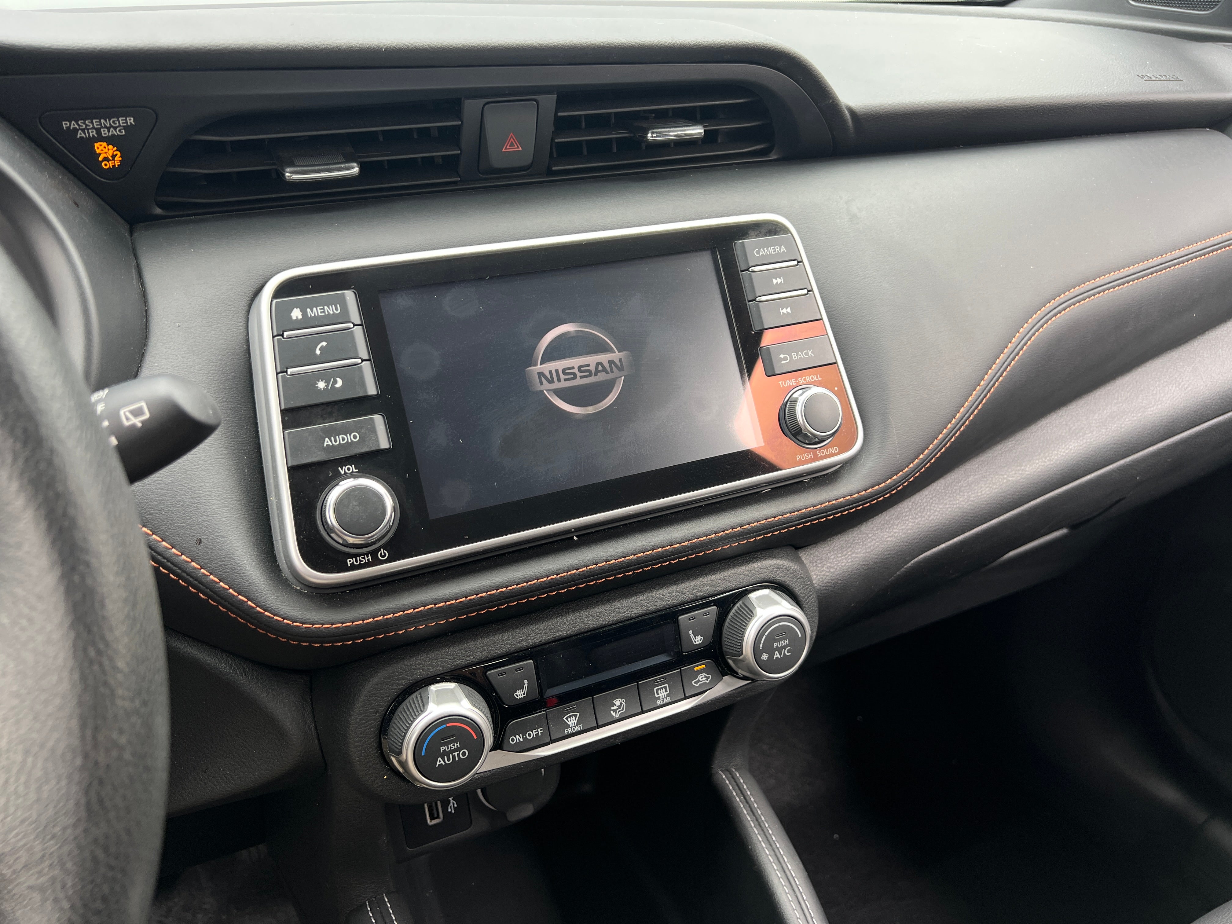 2020 Nissan Kicks SR 4