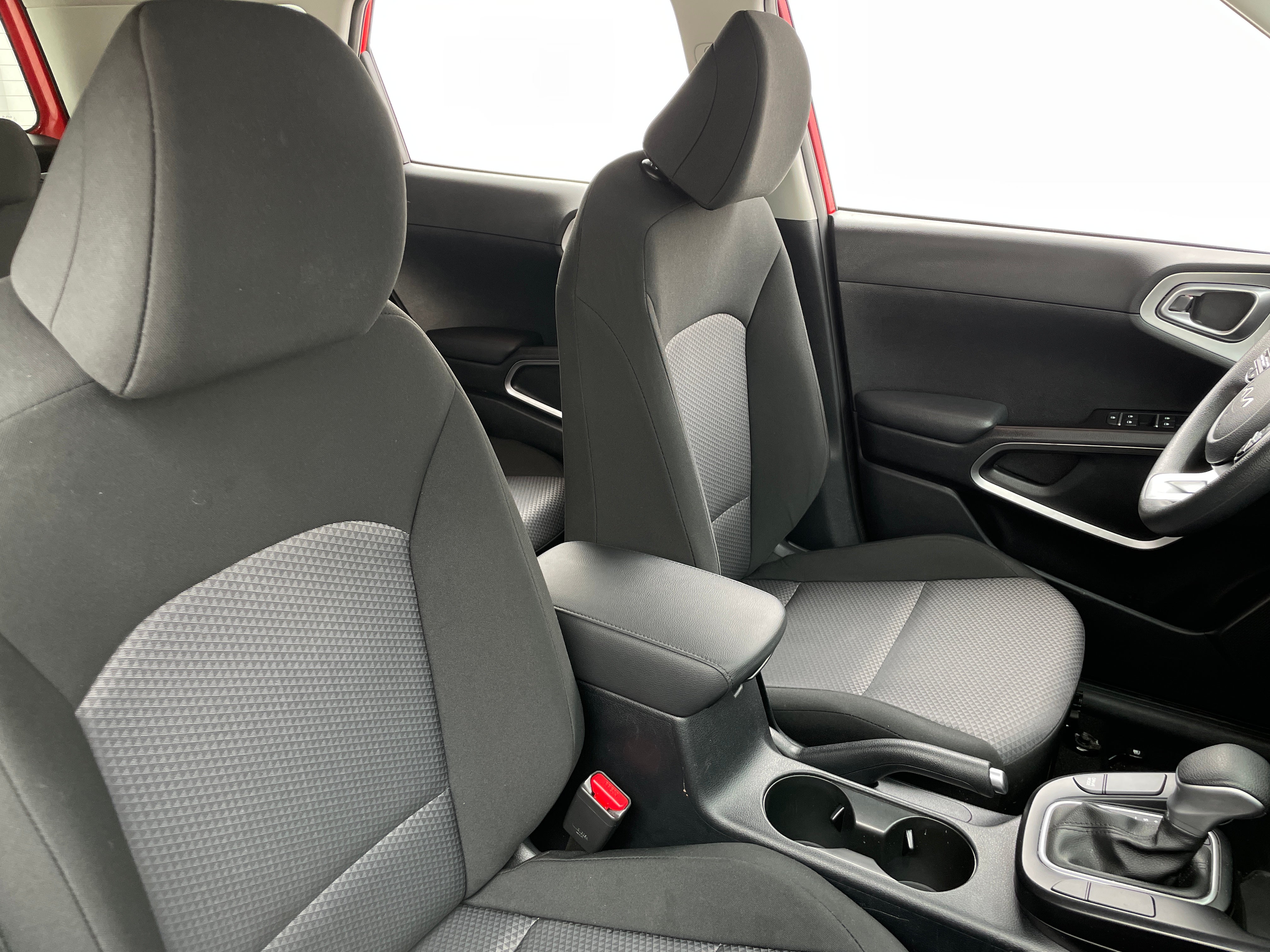 2024 Kia Soul LX 2
