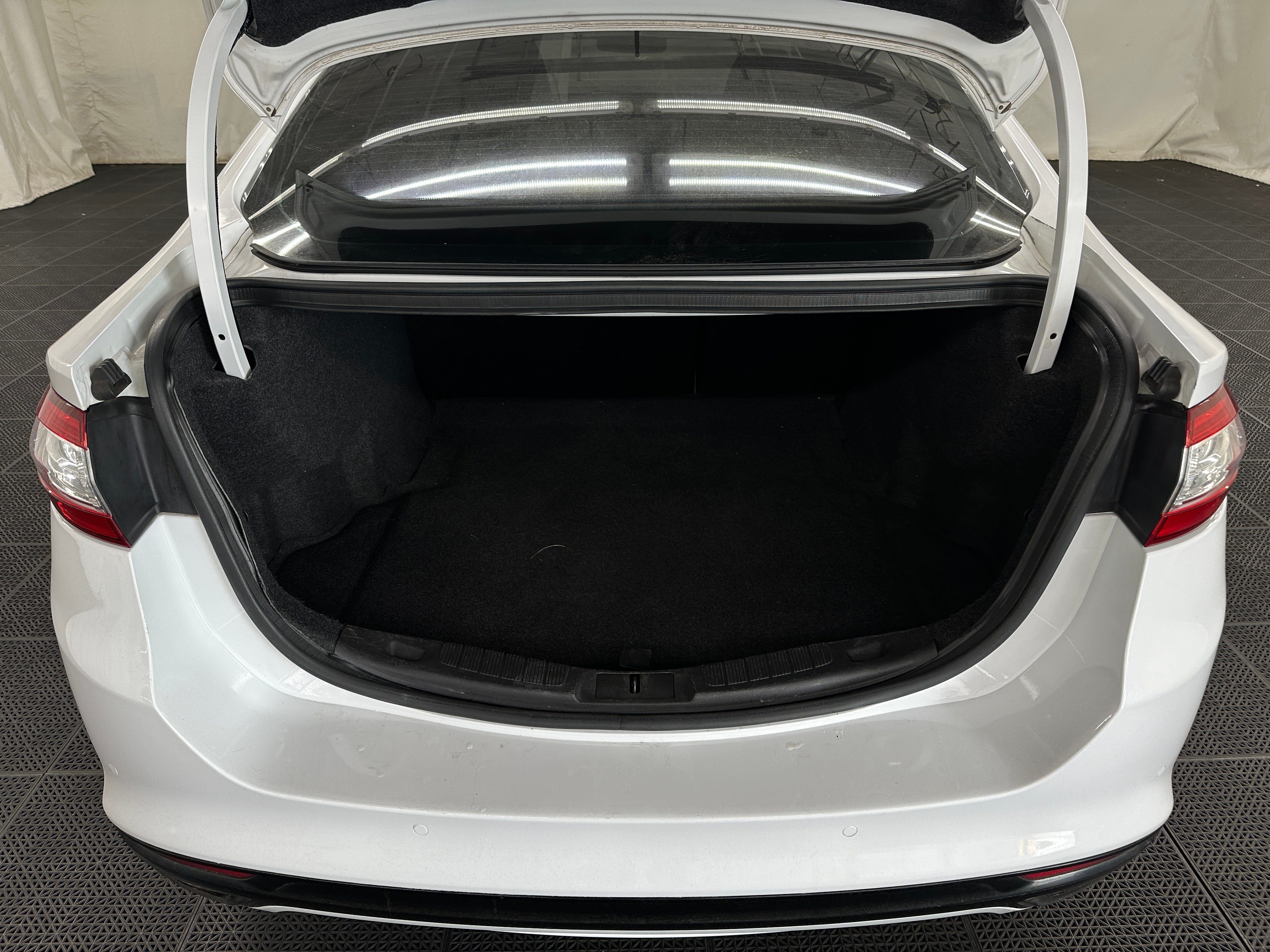 2016 Ford Fusion Titanium 6