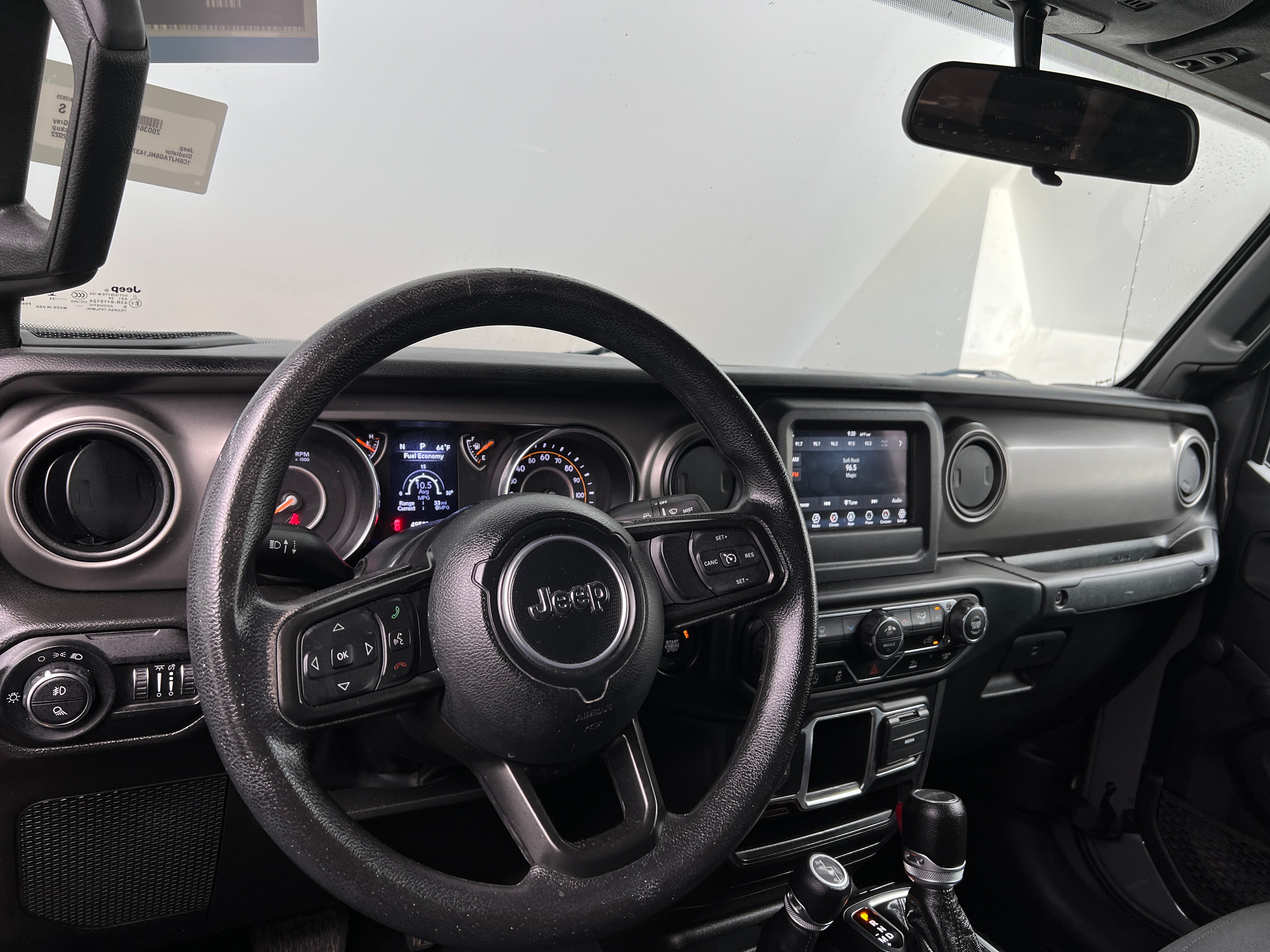 2022 Jeep Gladiator Willys 3