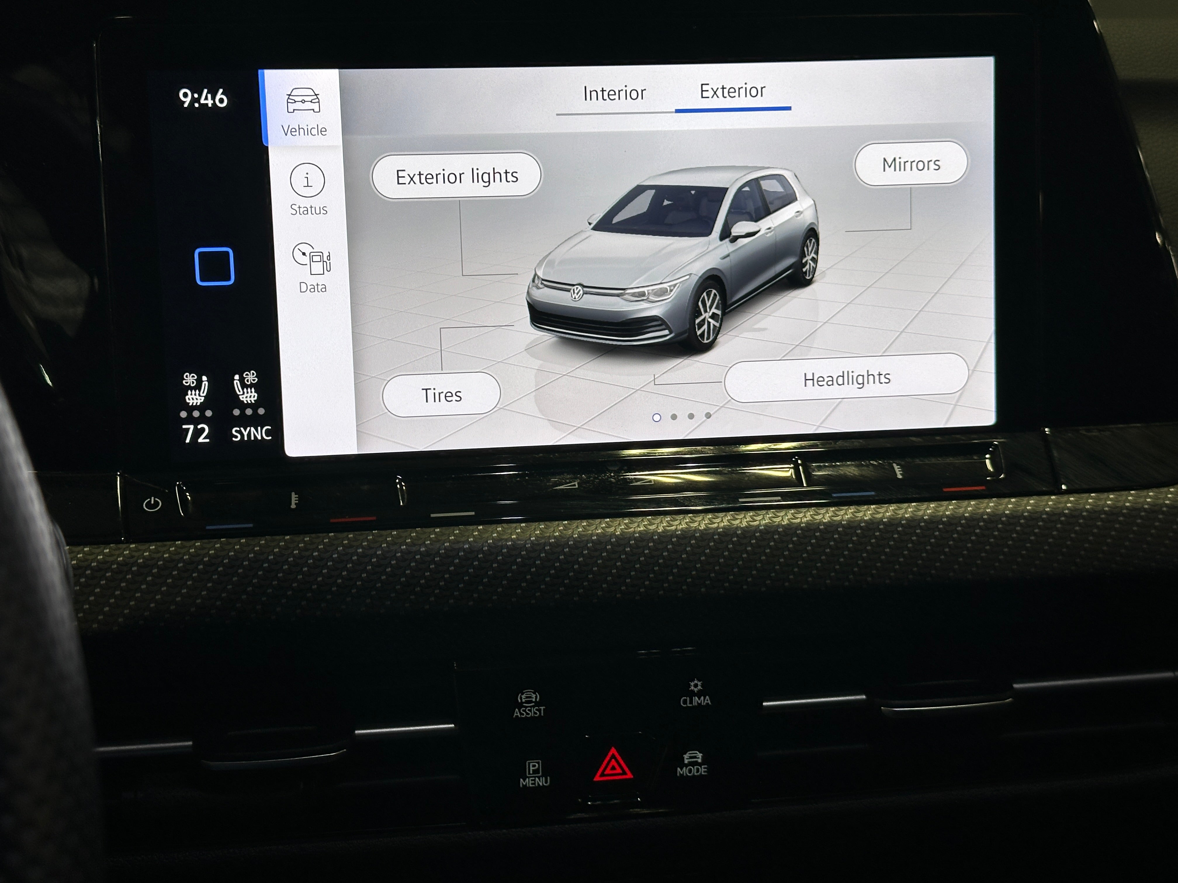 2023 Volkswagen Golf R 3