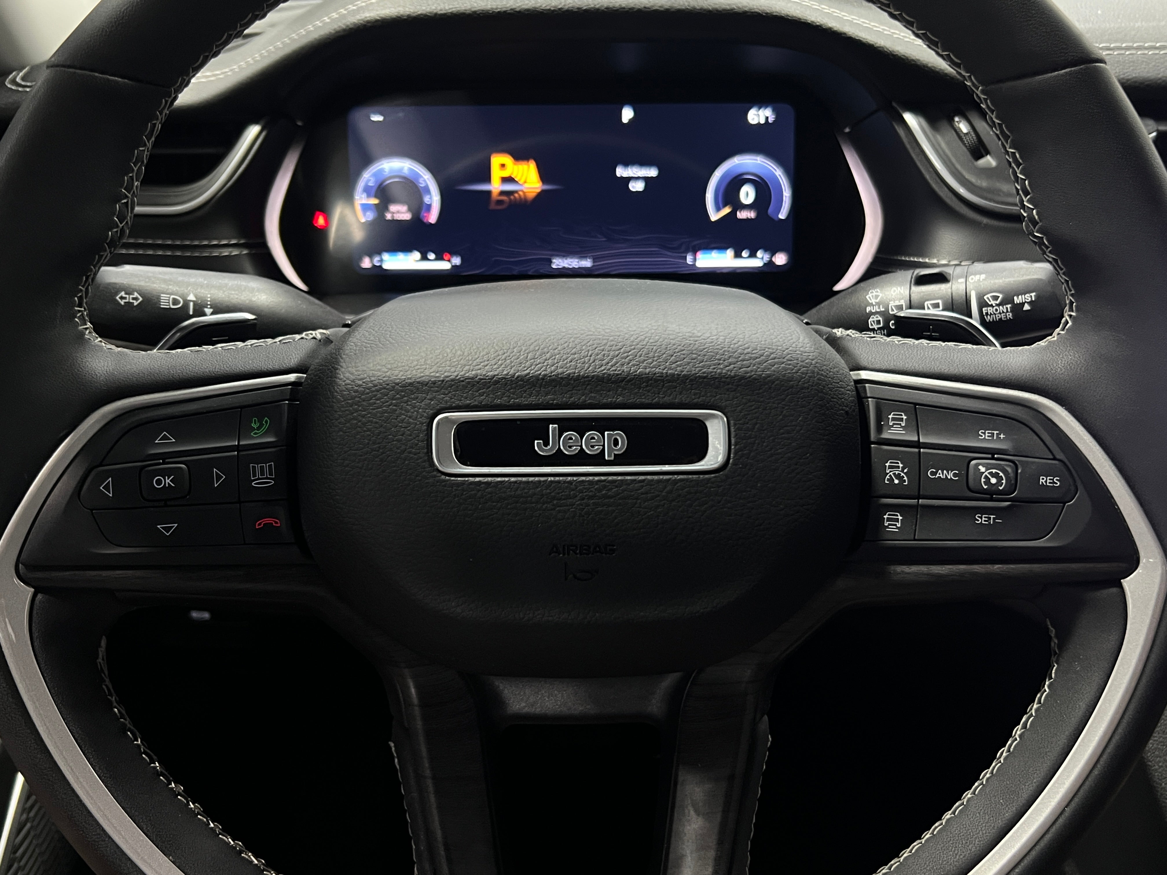 2023 Jeep Grand Cherokee L Limited Edition 5