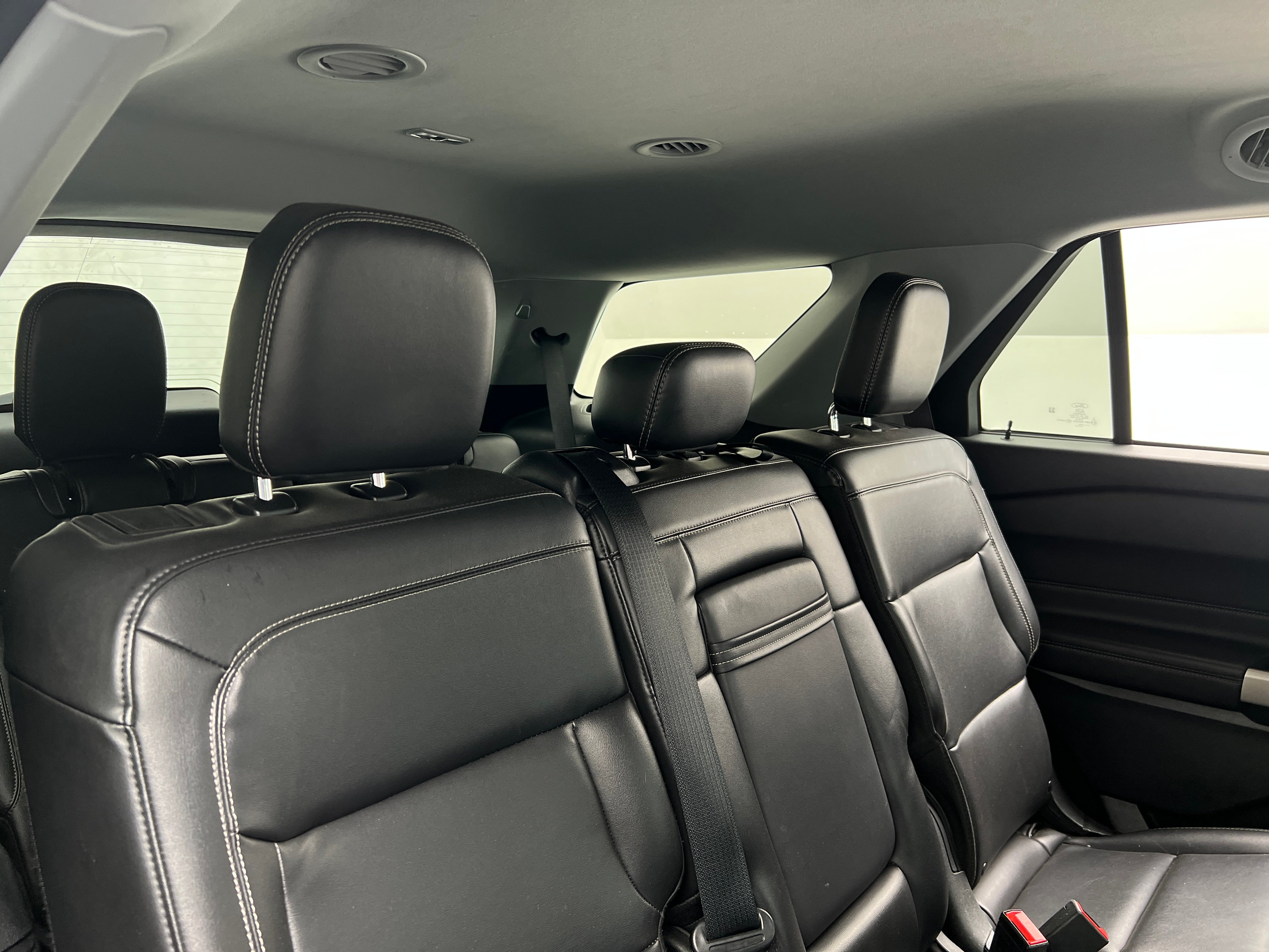 2023 Ford Explorer XLT 6